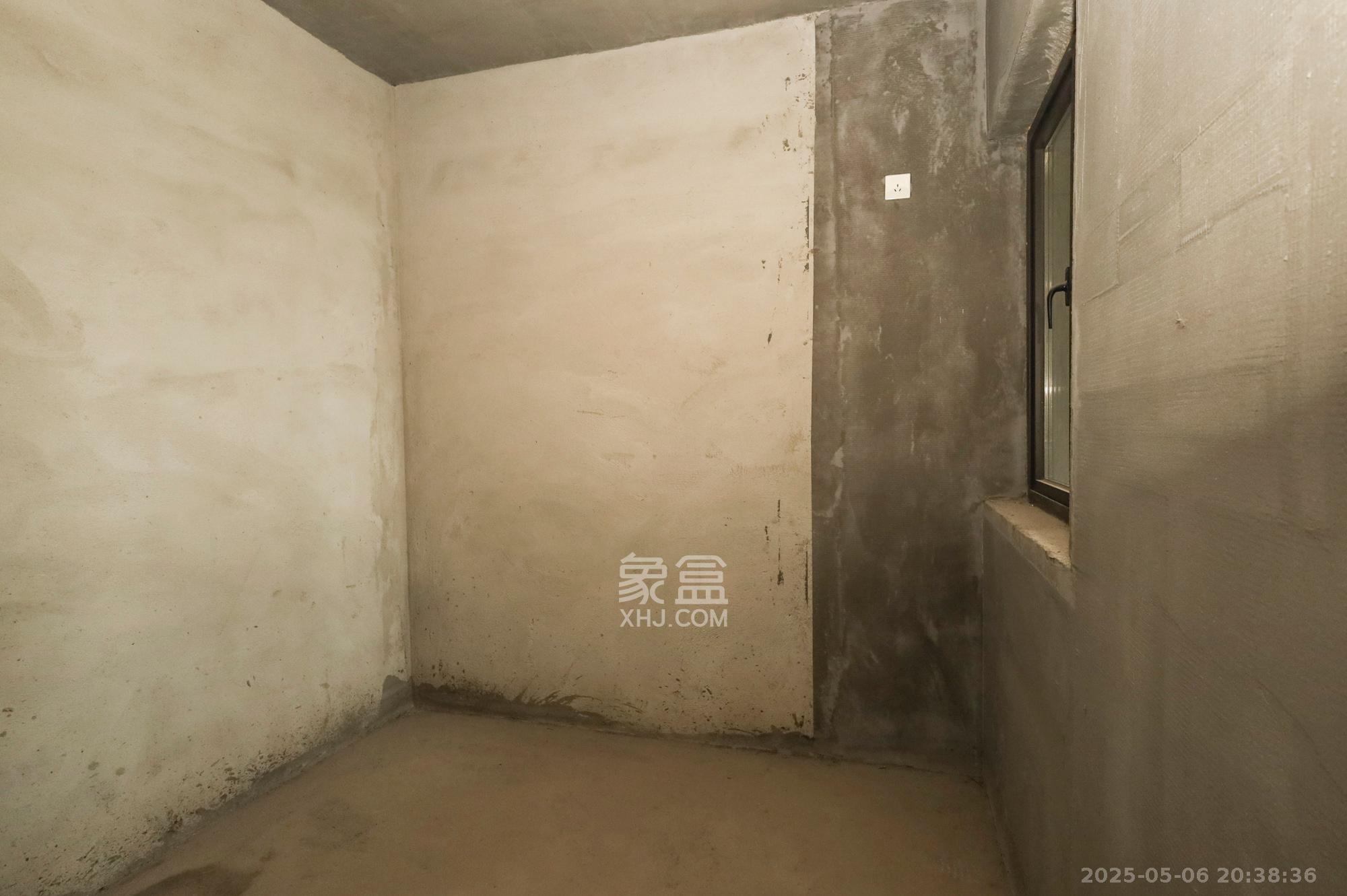 帝辰金缇水郡 3室2厅1卫 55.0万 帝辰金缇水郡 3室2厅1卫 55.0万卧室