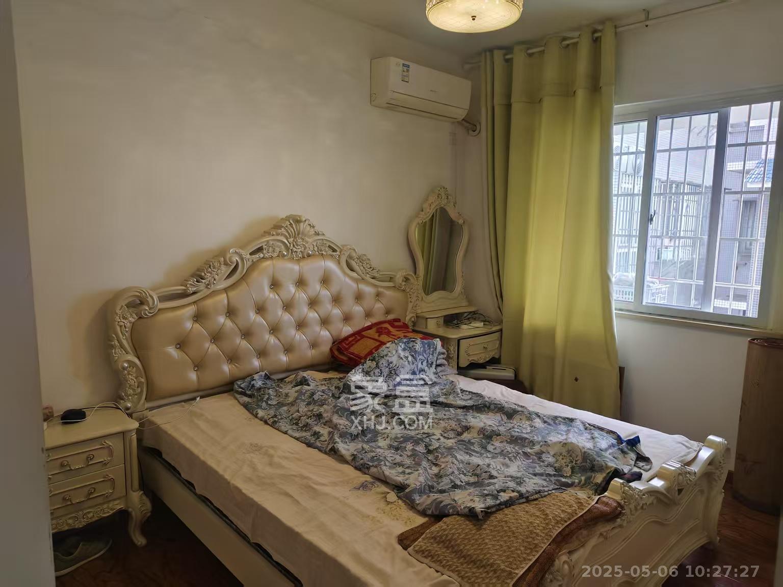 湘江花园 4室2厅2卫 2000.0元/月 湘江花园 4室2厅2卫 2000.0元/月室内图