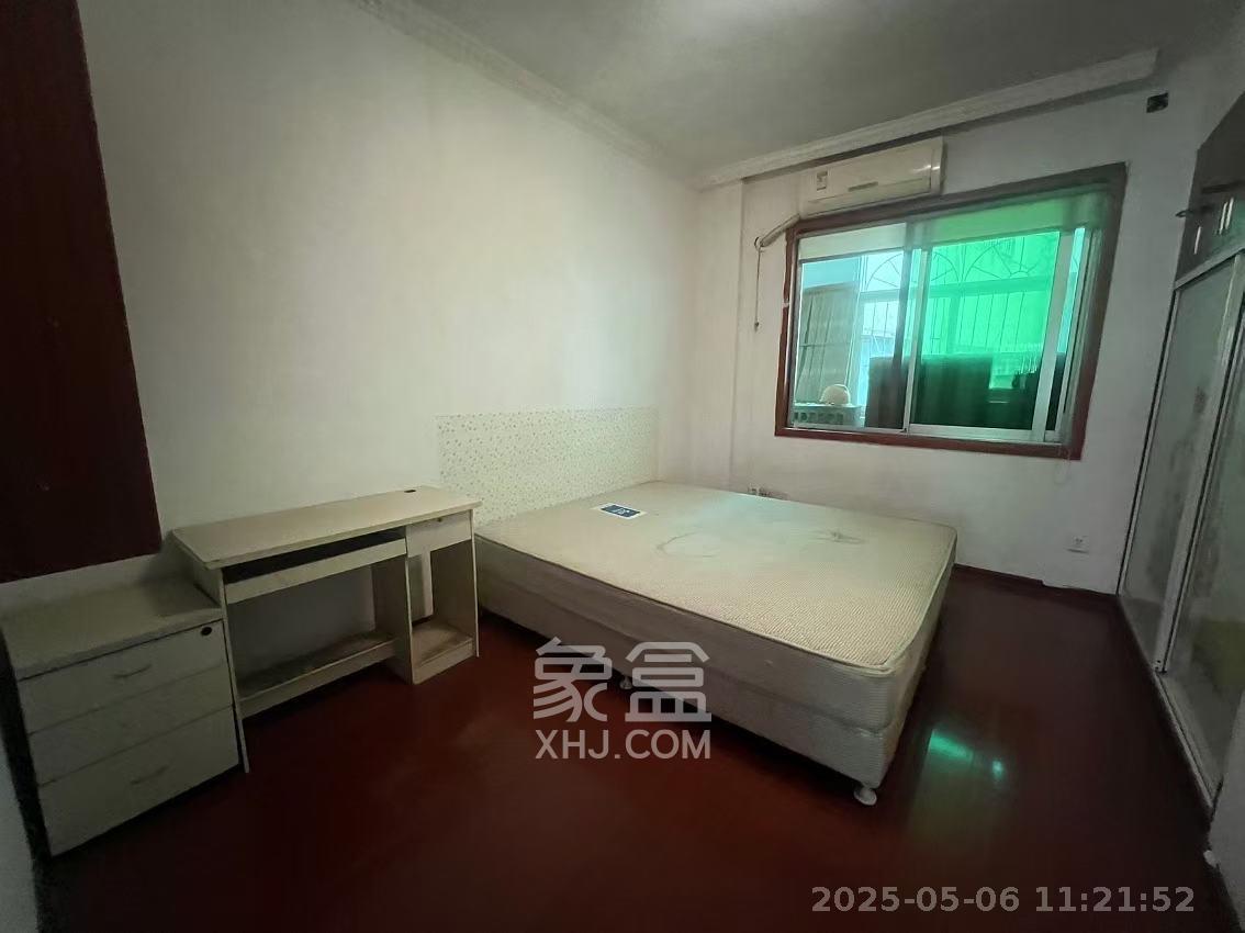 建湘南路153号  2室1厅1卫   1600.00元/月室内图