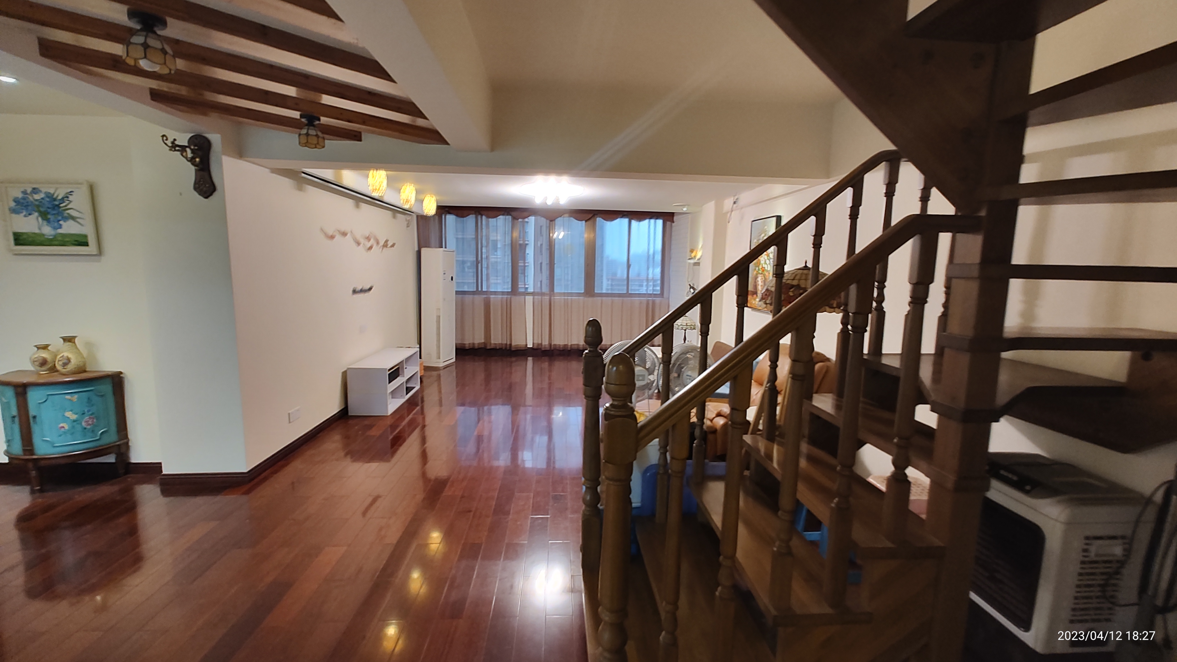 南海绿洲 4室2厅3卫 4500.0元/月 南海绿洲 4室2厅3卫 4500.0元/月室内图