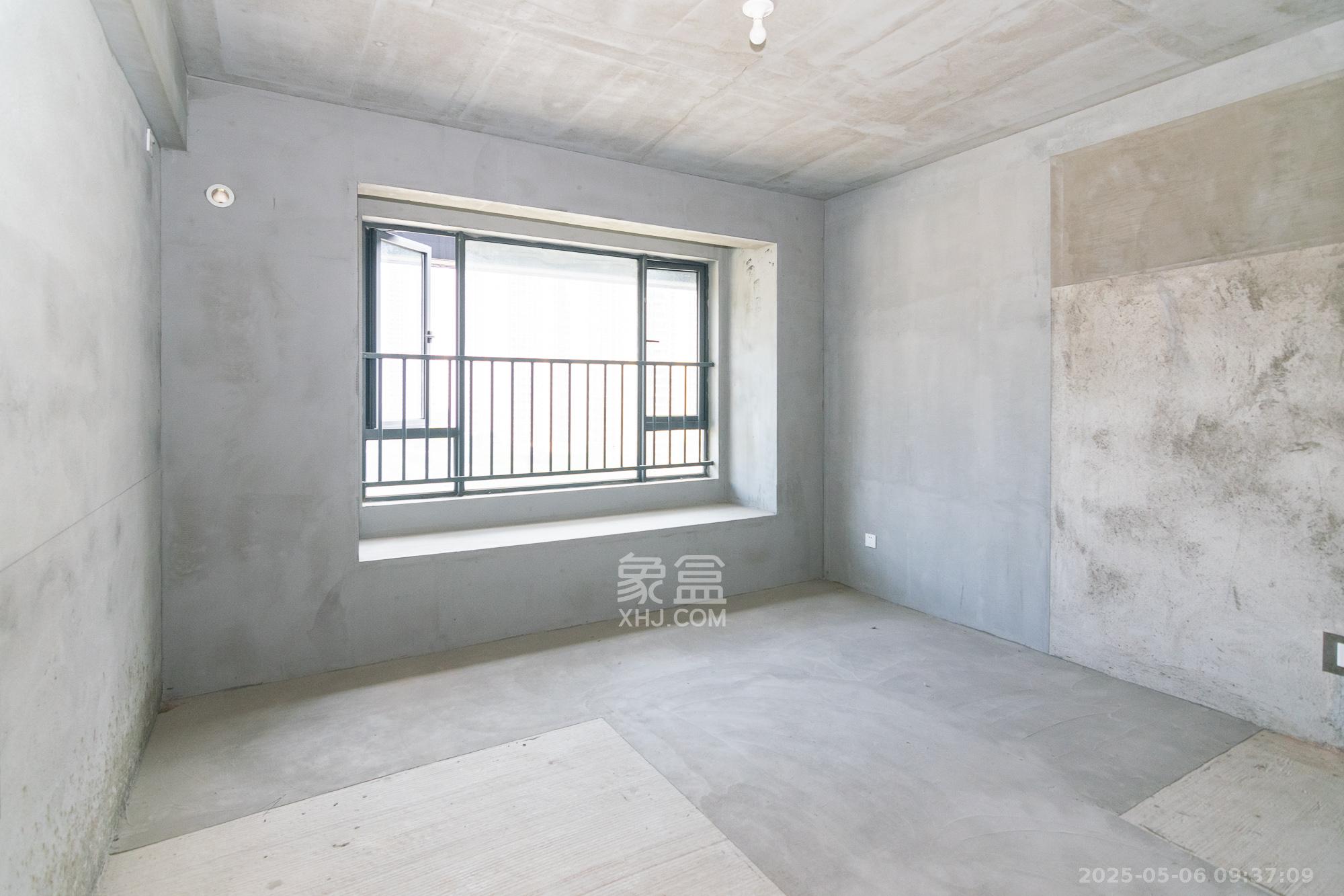 中交凤鸣九章 4室2厅2卫 180.0万 中交凤鸣九章 4室2厅2卫 180.0万卧室