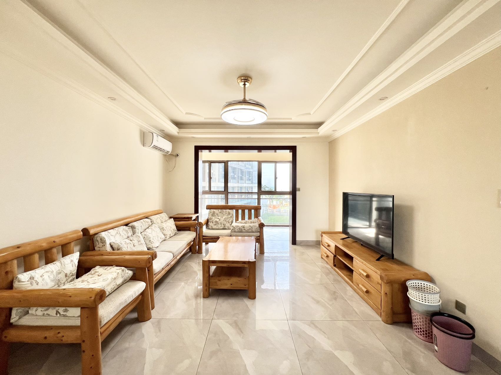 保利中央海岸一二期 4室2厅2卫 3600.0元/月 保利中央海岸一二期 4室2厅2卫 3600.0元/月室内图