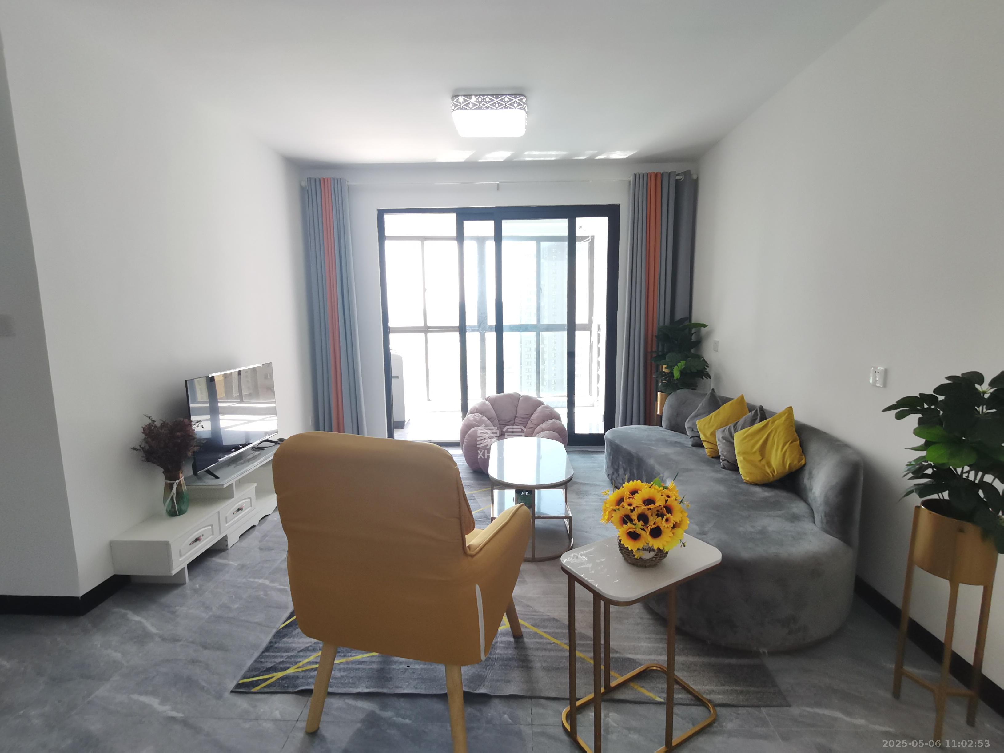 融创融公馆(融创臻苑)  3室2厅2卫    2600.0元/月 融创融公馆(融创臻苑)  3室2厅2卫    2600.0元/月