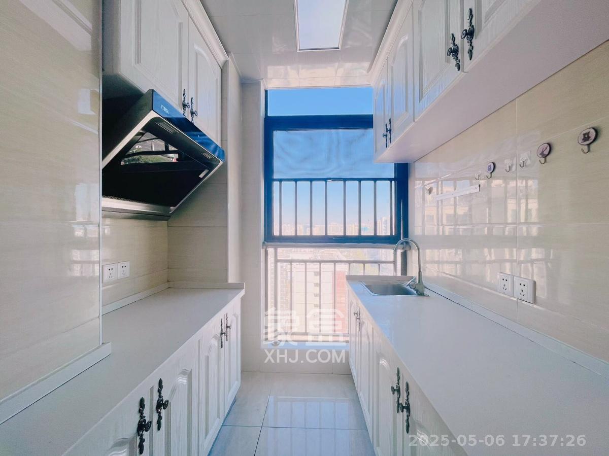 乐尚城 1室1厅1卫 1250.0元/月 乐尚城 1室1厅1卫 1250.0元/月室内图