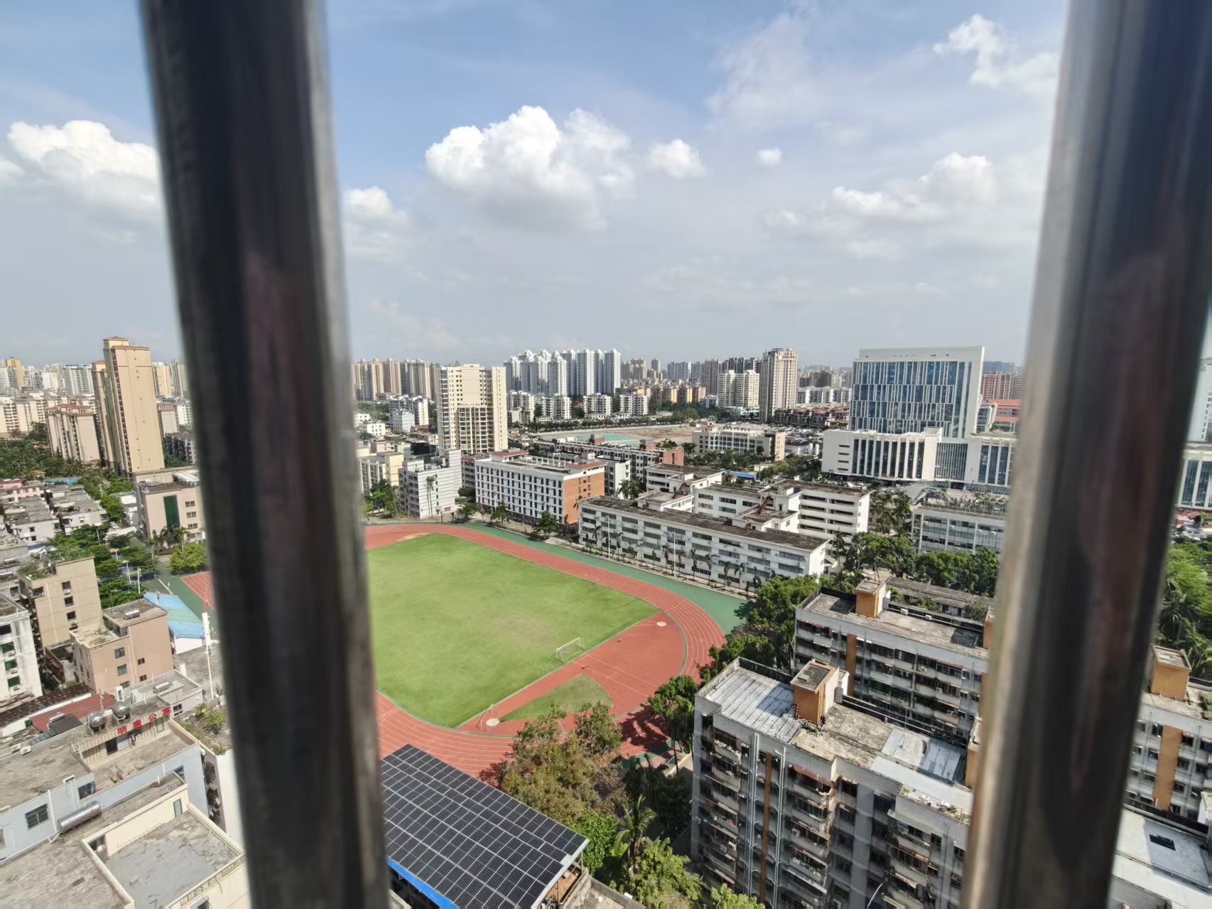 金湾花园  3室2厅1卫   2100.00元/月室内图