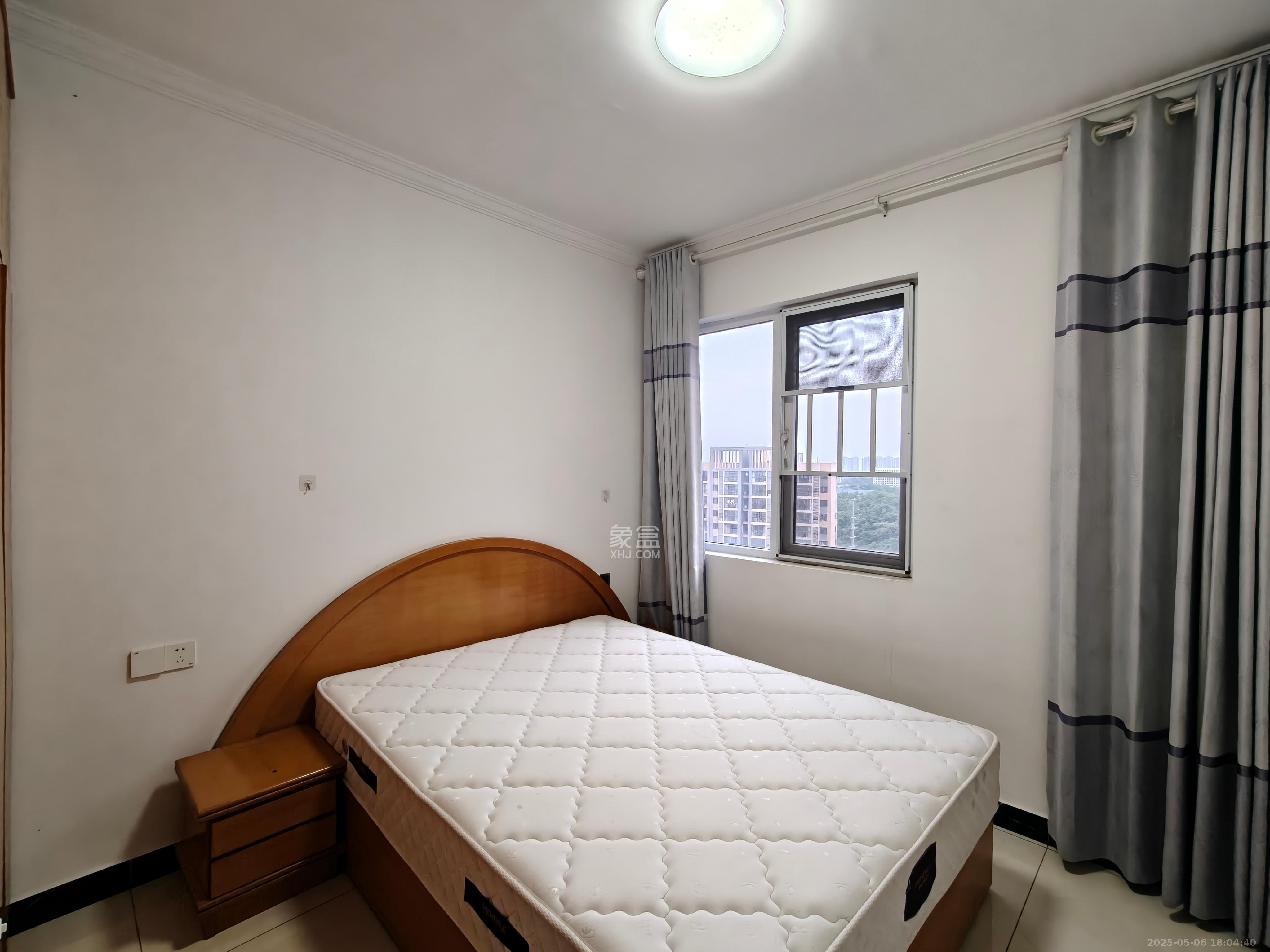 朝正美苑  3室2厅2卫   3000.00元/月室内图
