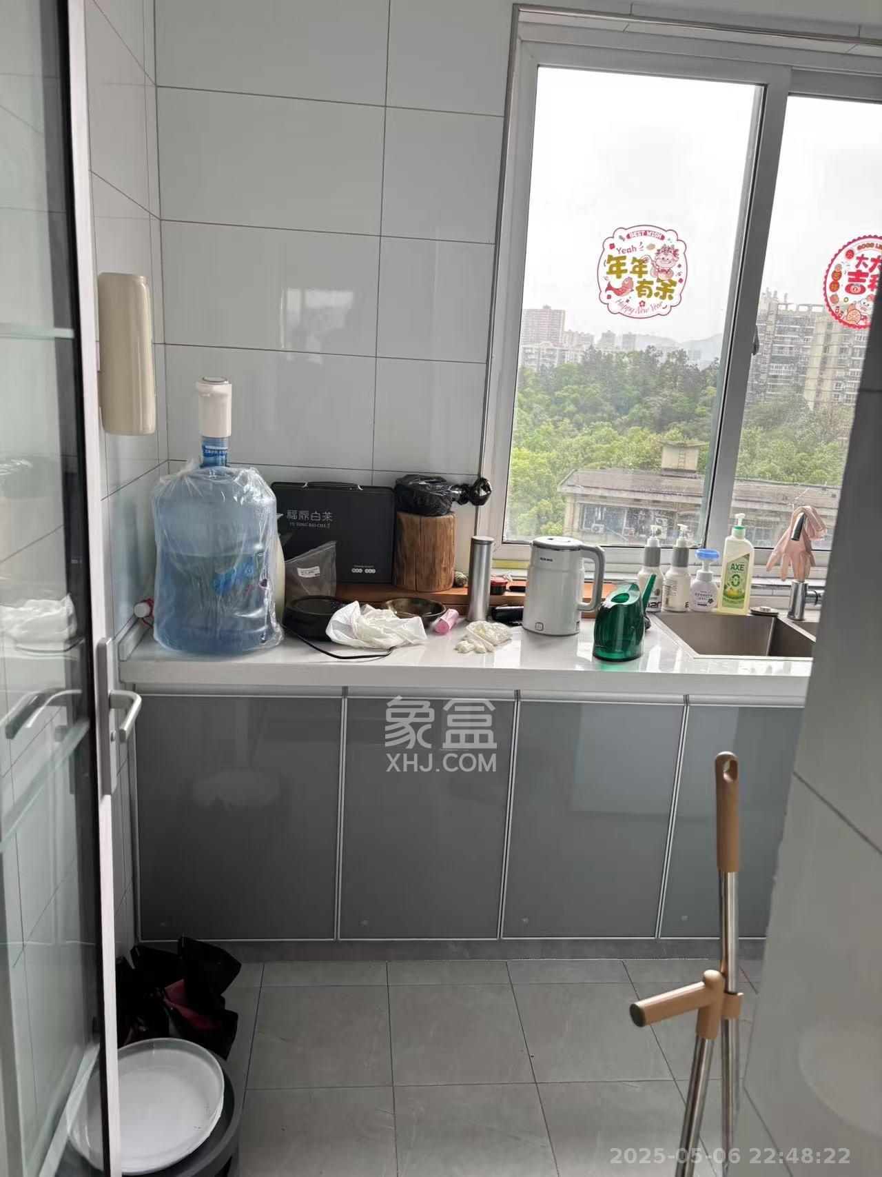 麓景裕园  1室2厅1卫   3000.00元/月室内图