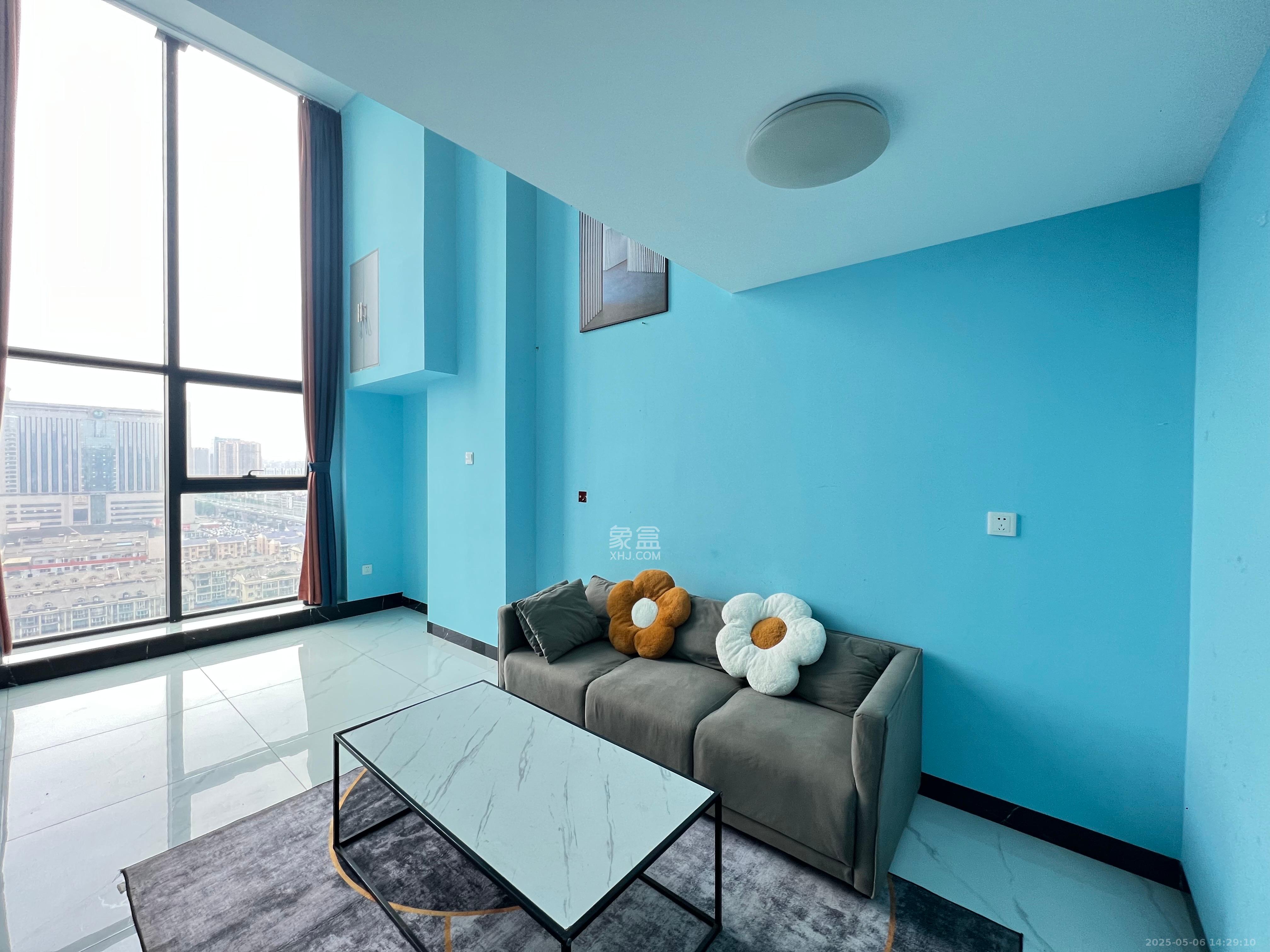 东盈商业广场（华泉城市广场）  2室1厅1卫    2200.0元/月室内图