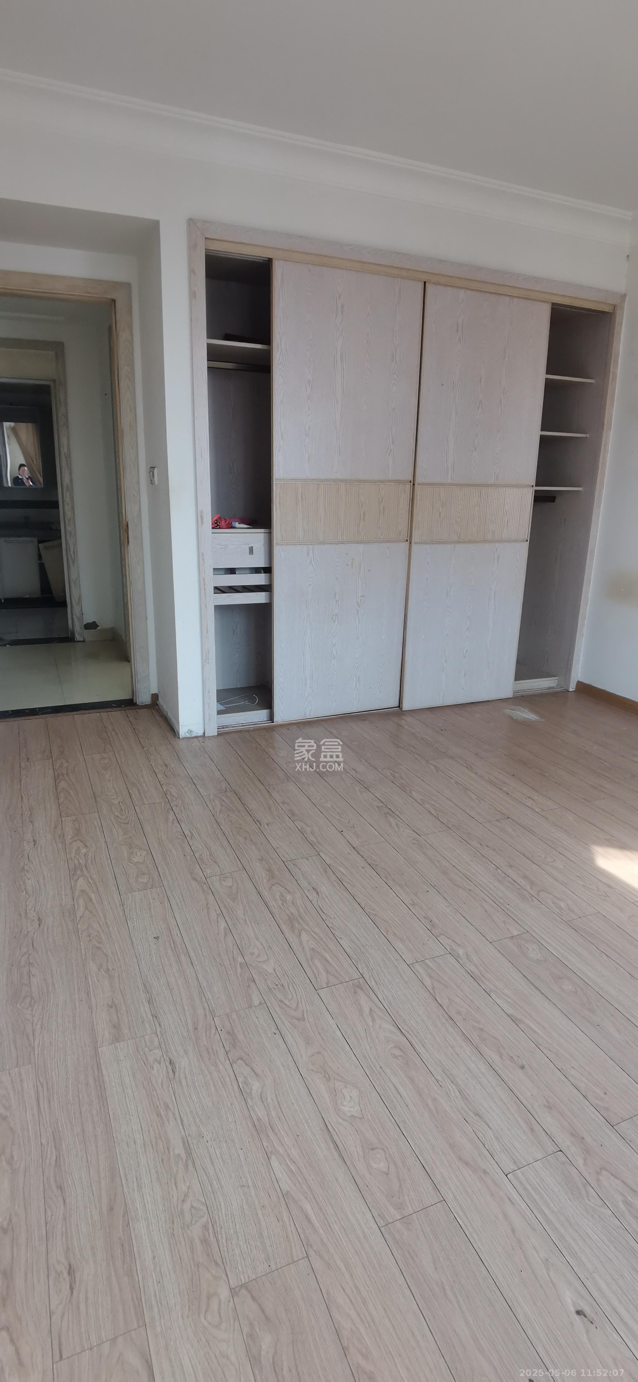 万博汇  2室2厅1卫    2600.0元/月 万博汇  2室2厅1卫    2600.0元/月室内图