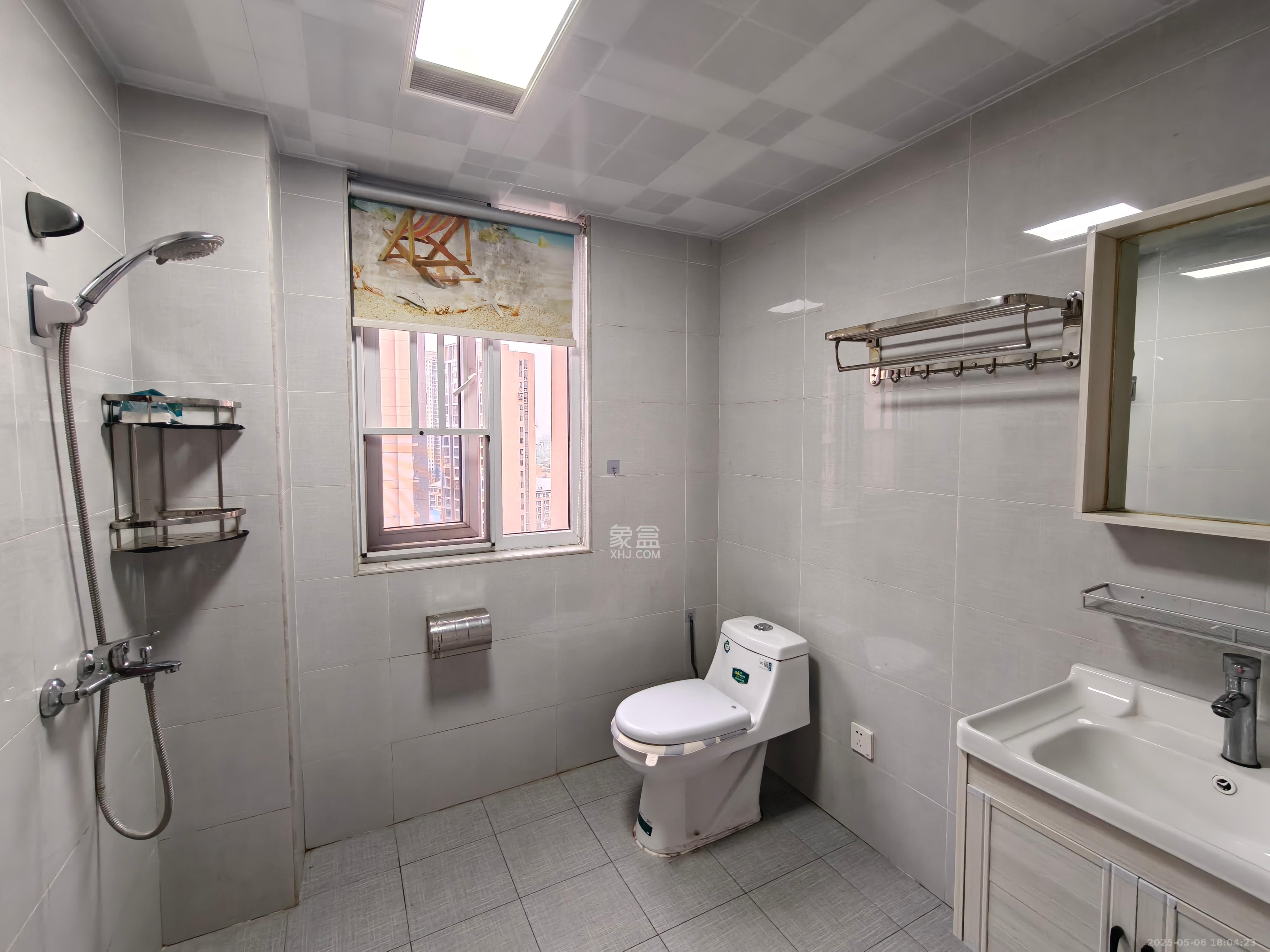 朝正美苑 3室2厅2卫 3000.0元/月 朝正美苑 3室2厅2卫 3000.0元/月室内图