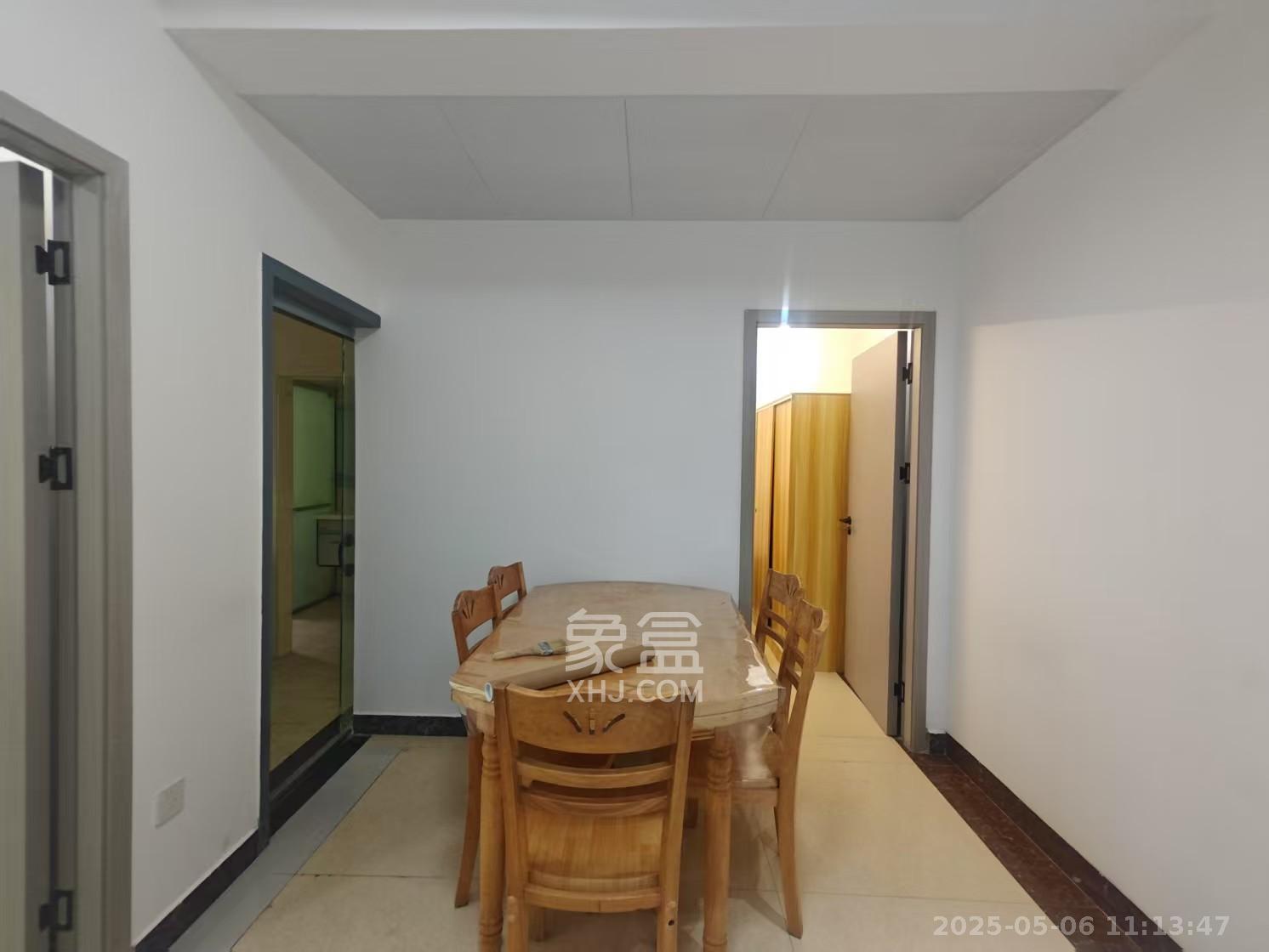 花桥钢材市场(花桥小区) 2室1厅1卫 1600.0元/月 花桥钢材市场(花桥小区) 2室1厅1卫 1600.0元/月室内图