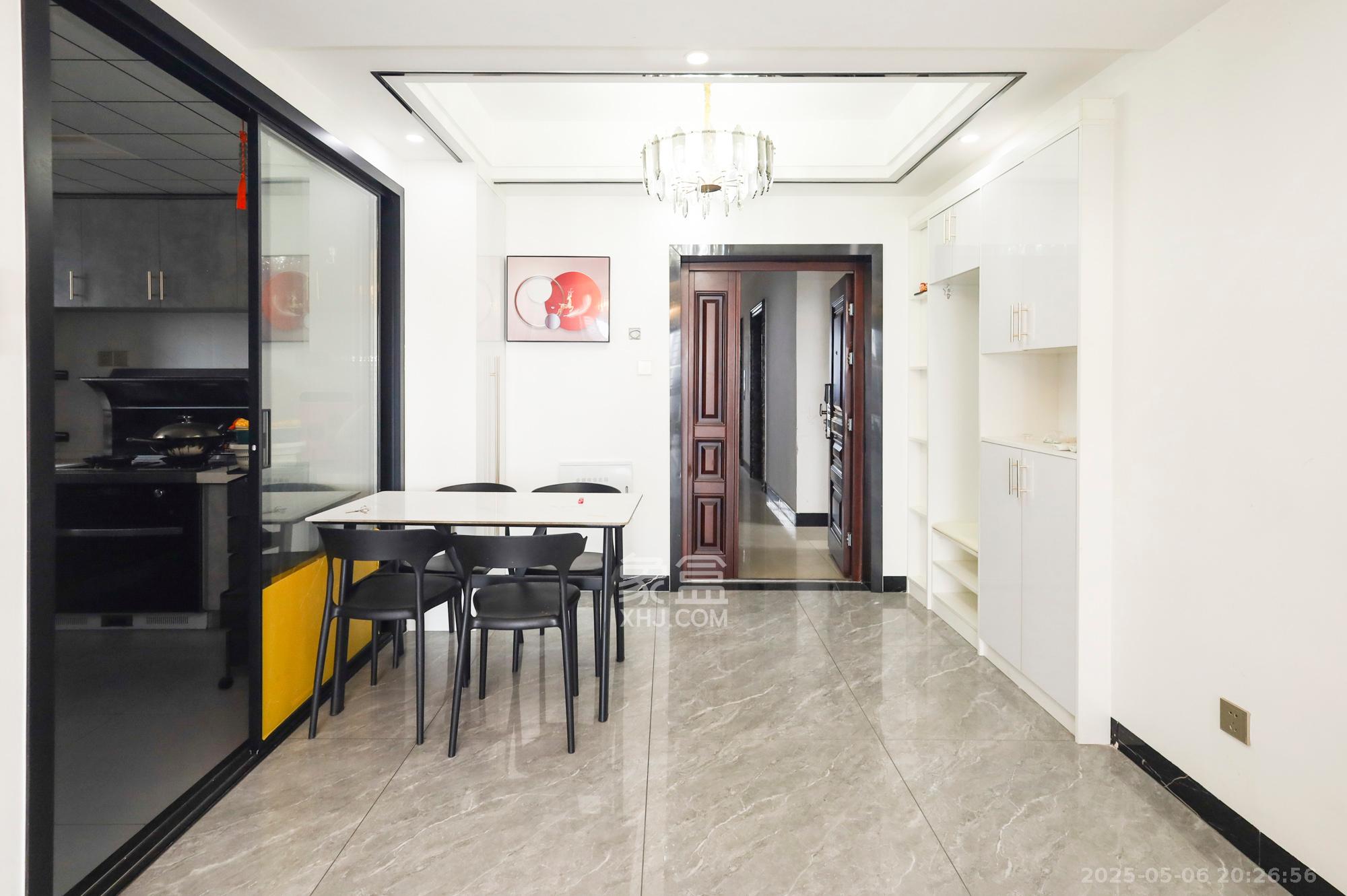 学府星城 3室2厅2卫 56.8万 学府星城 3室2厅2卫 56.8万其他