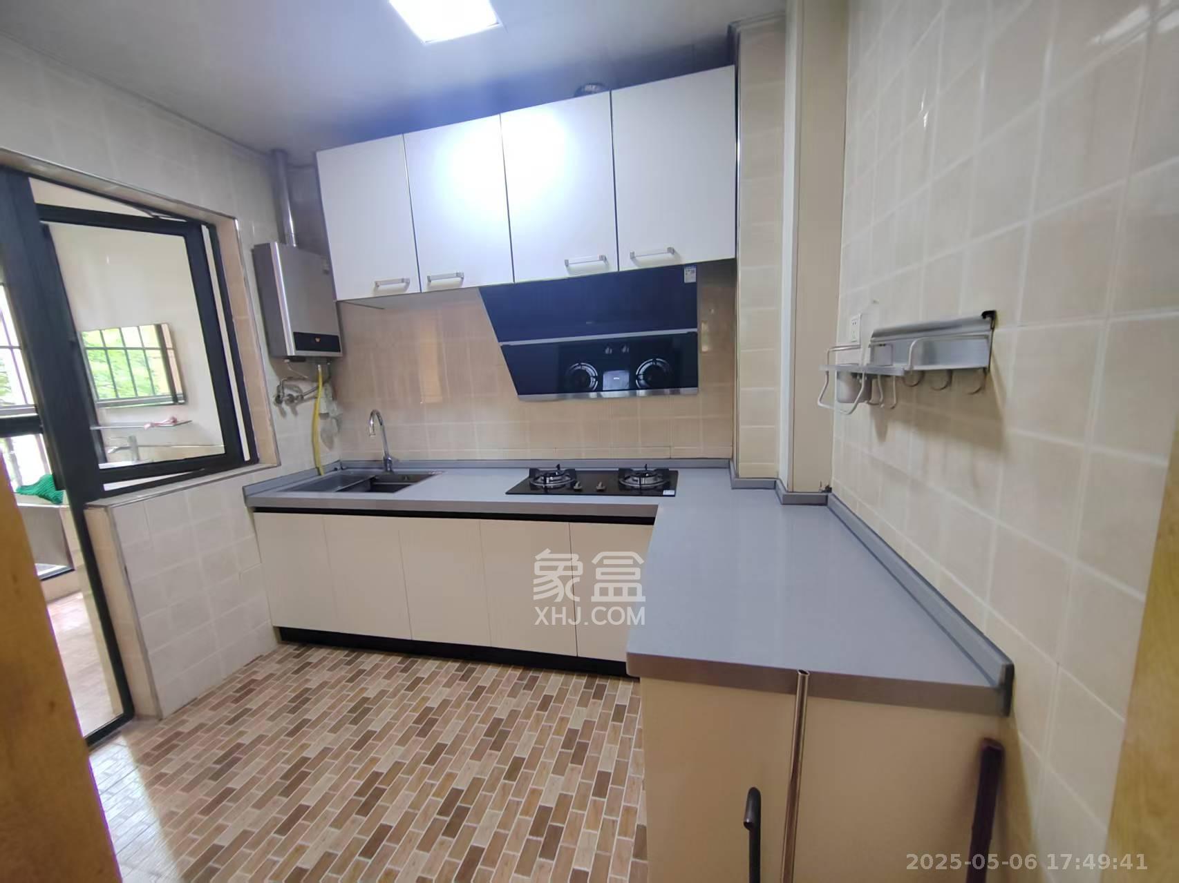 金侨城 3室2厅1卫 1400.0元/月 金侨城 3室2厅1卫 1400.0元/月室内图