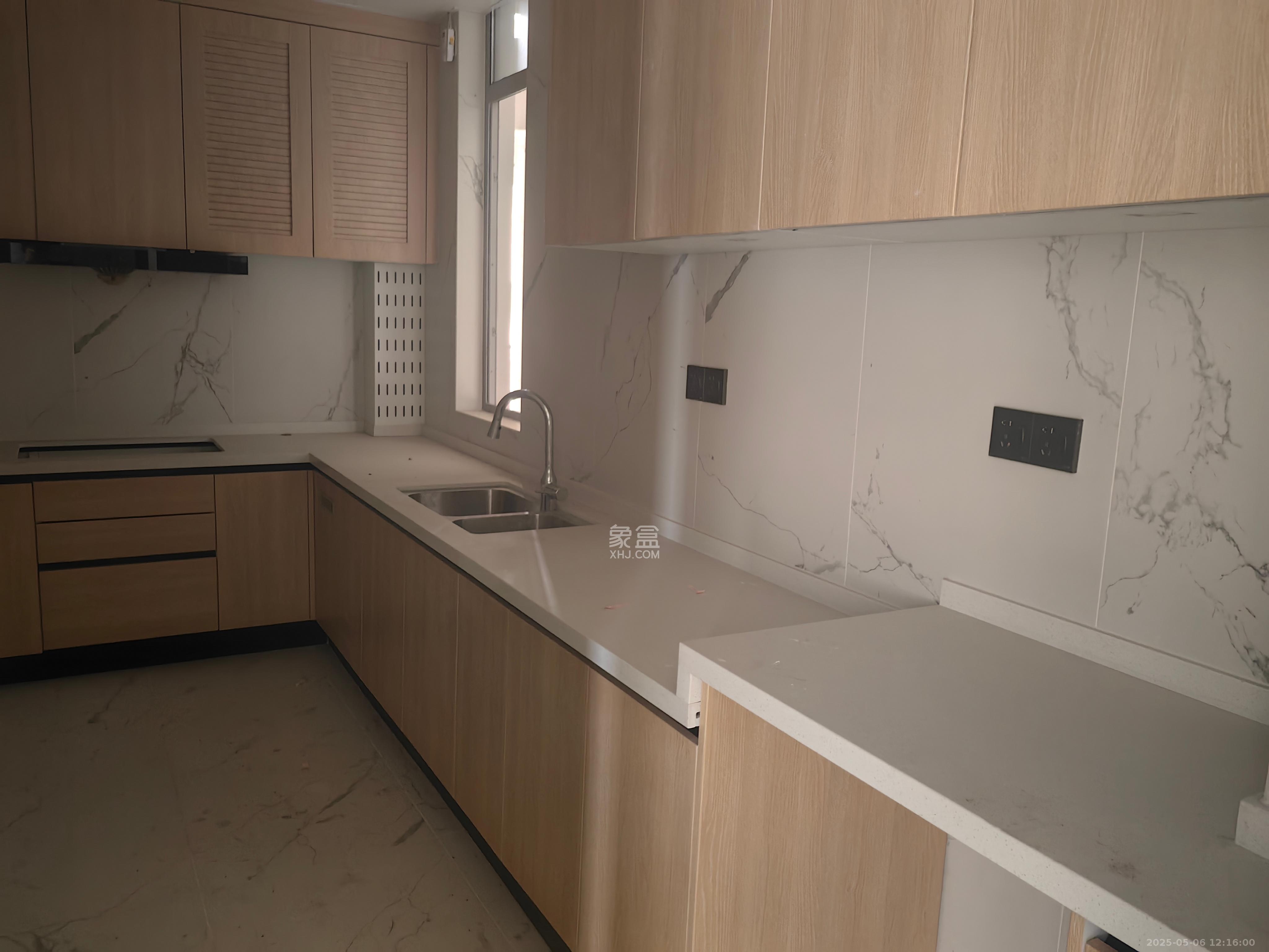 正荣梅溪紫阙台 4室2厅3卫 9000.0元/月 正荣梅溪紫阙台 4室2厅3卫 9000.0元/月室内图