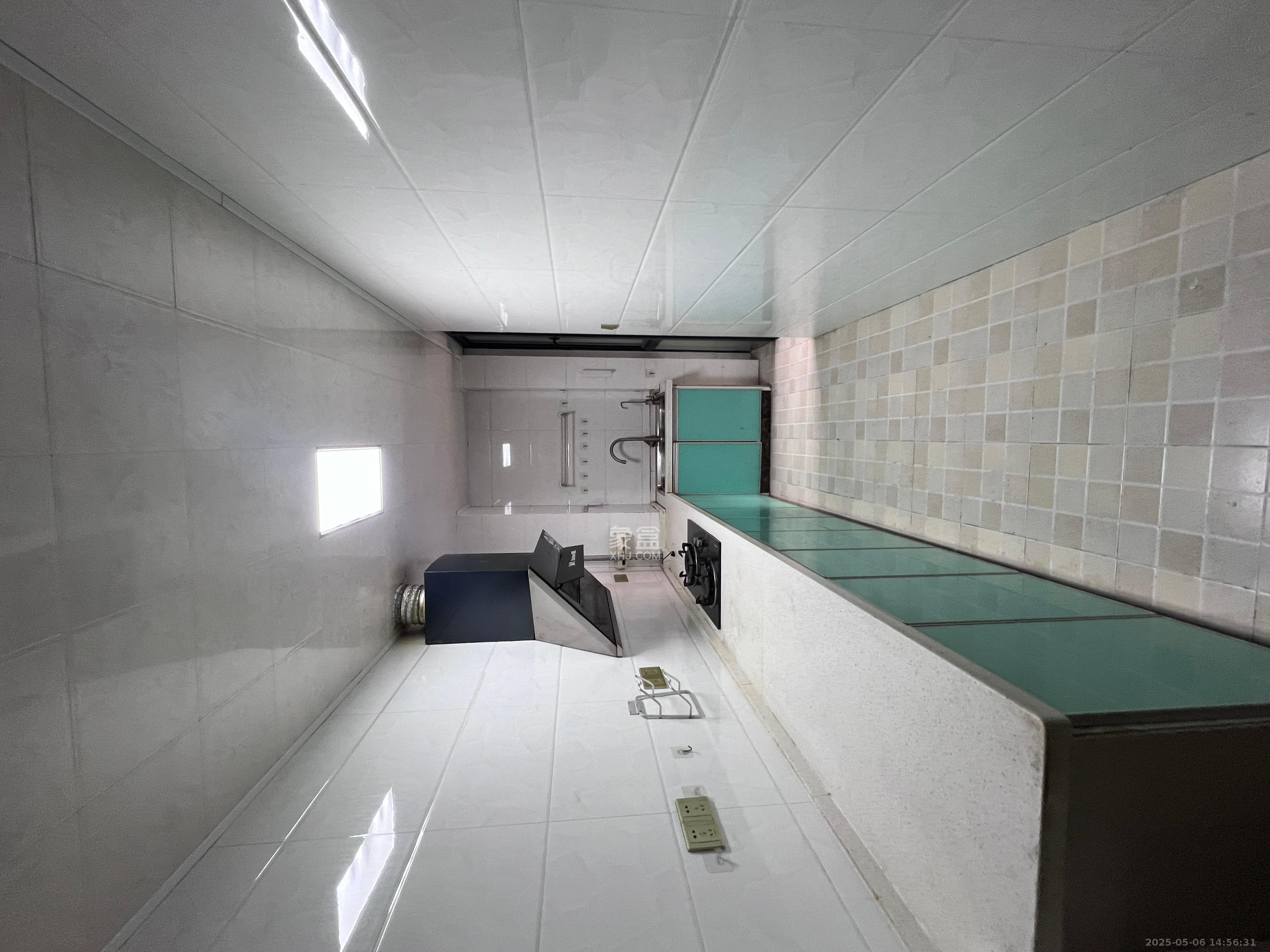 三一街区  2室2厅1卫    1800.0元/月室内图