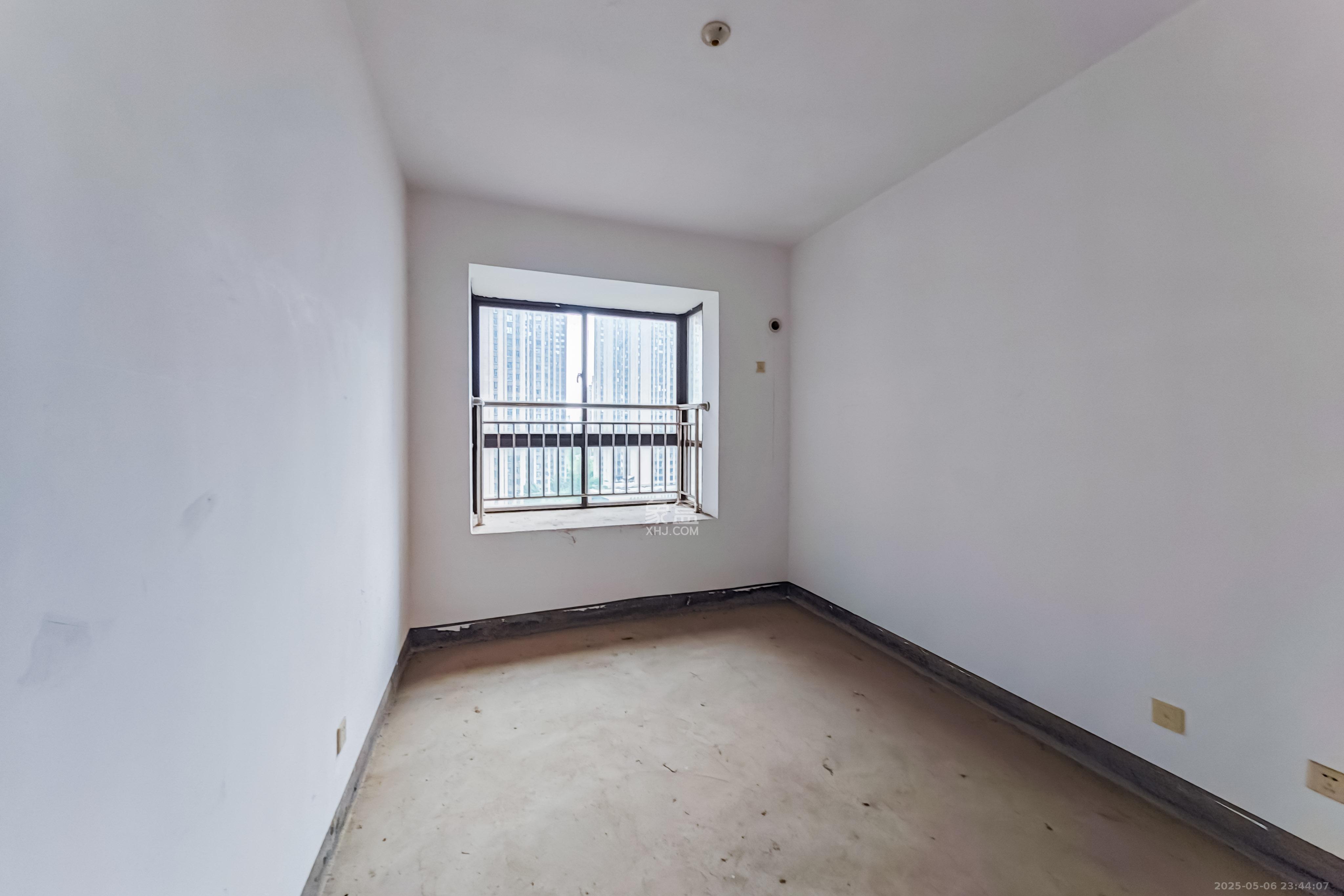 万树丹堤 3室2厅2卫 130.0万 万树丹堤 3室2厅2卫 130.0万其他