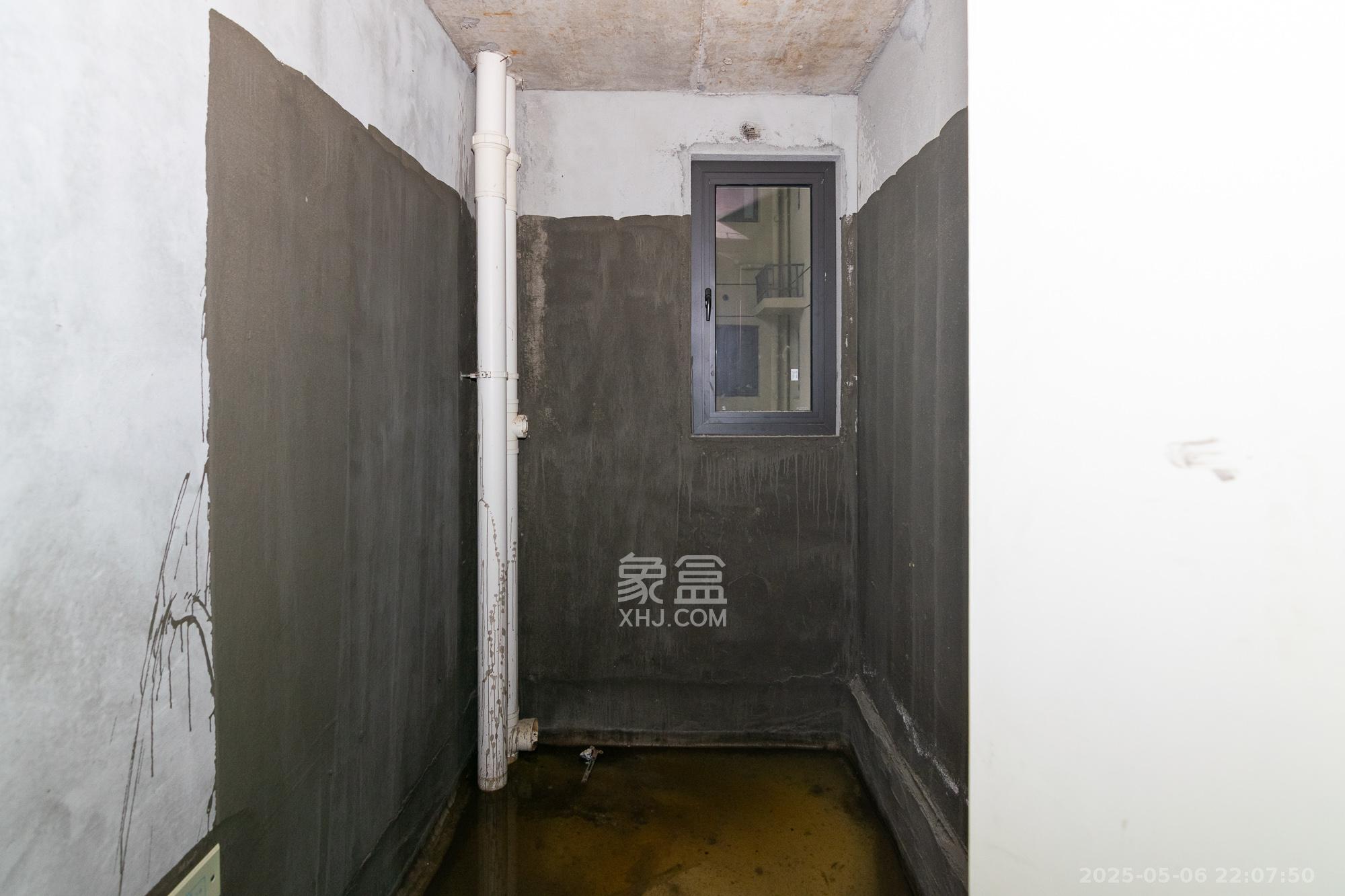 阳光城联利悦澜府  2室2厅1卫    54.0万 阳光城联利悦澜府  2室2厅1卫    54.0万卫生间