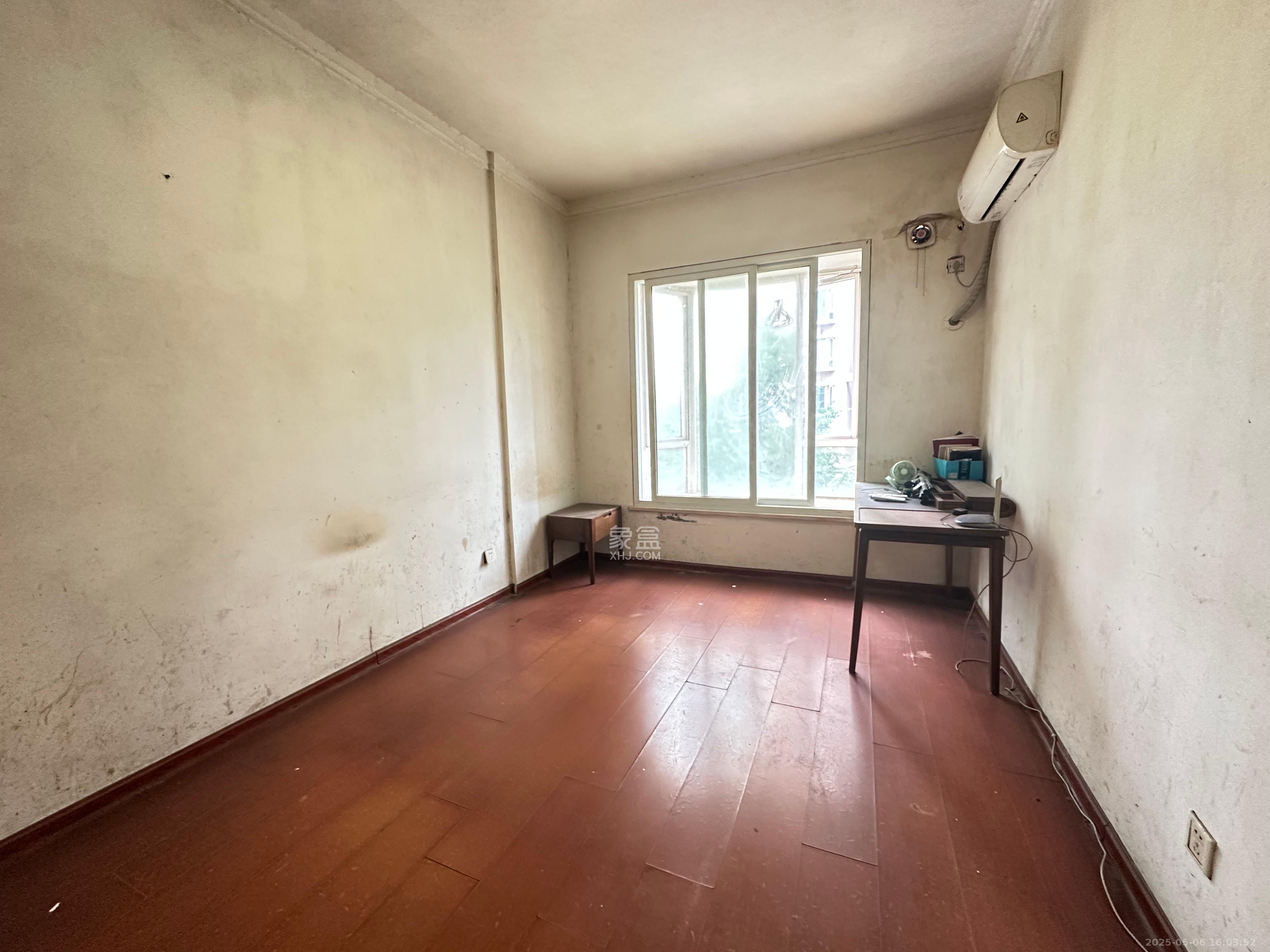 左岸春天 4室2厅1卫 2600.0元/月 左岸春天 4室2厅1卫 2600.0元/月室内图