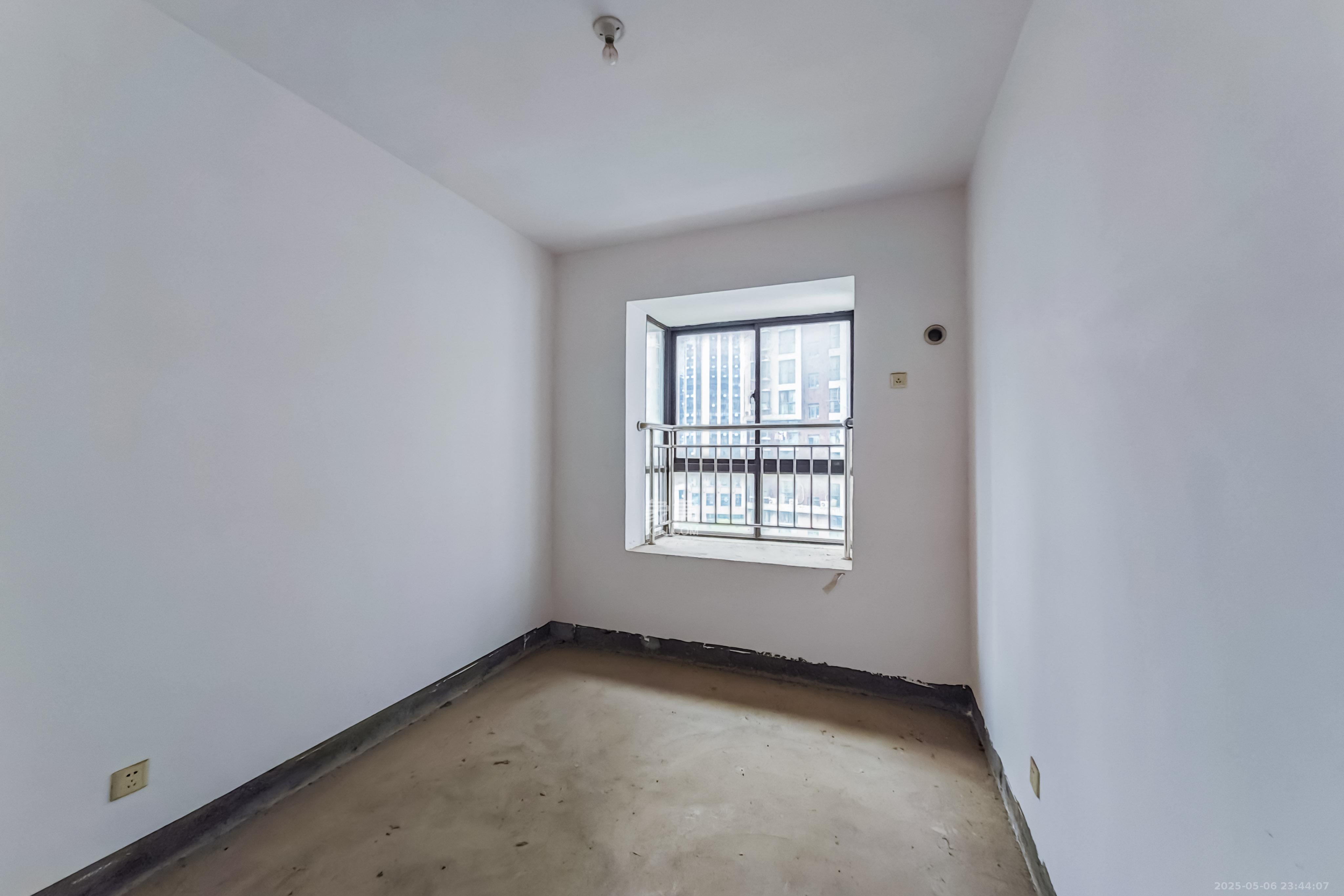 万树丹堤 3室2厅2卫 130.0万 万树丹堤 3室2厅2卫 130.0万其他