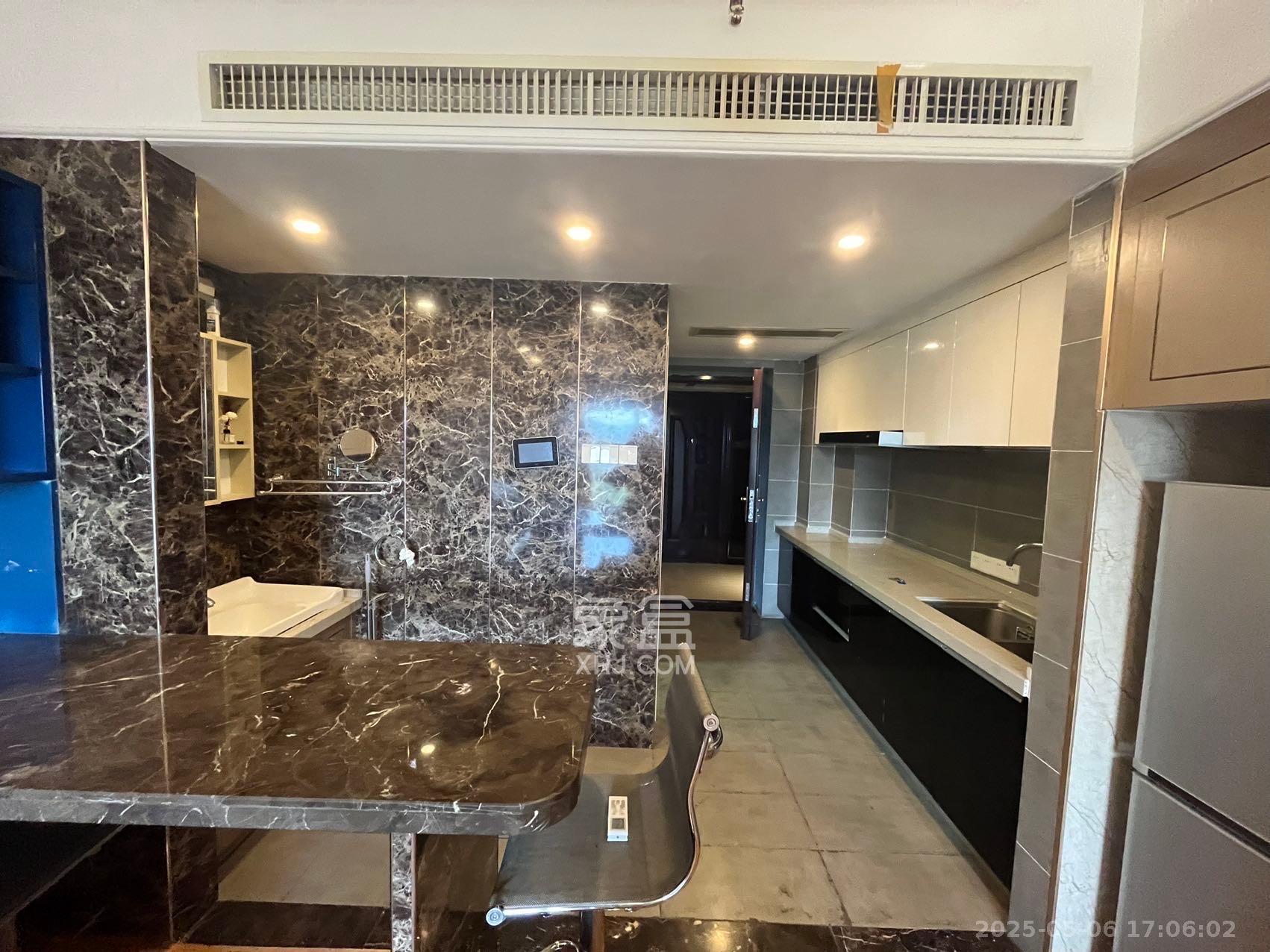 保利国际广场 1室1厅1卫 2600.0元/月 保利国际广场 1室1厅1卫 2600.0元/月室内图