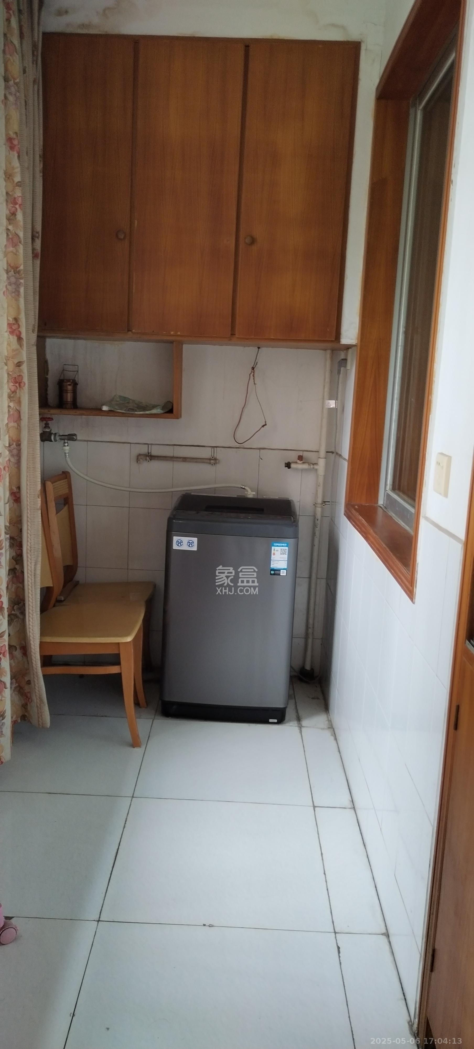 三湘小区  2室2厅1卫    1500.0元/月 三湘小区  2室2厅1卫    1500.0元/月室内图