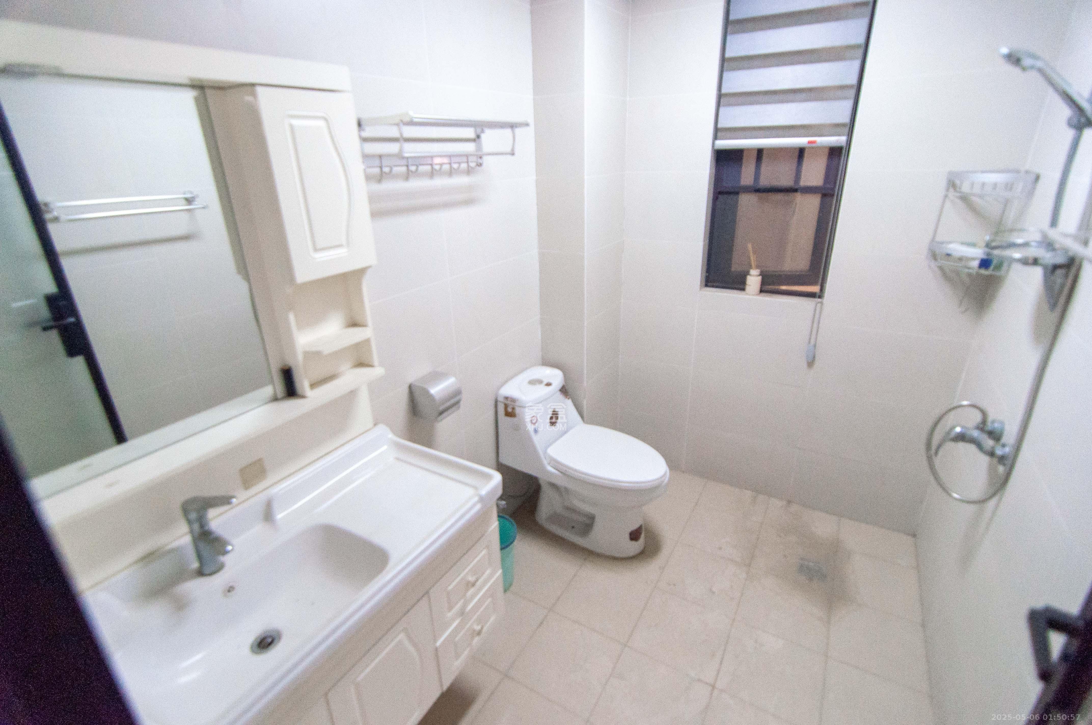 卓越浅水湾 3室2厅2卫 115.0万 卓越浅水湾 3室2厅2卫 115.0万卫生间