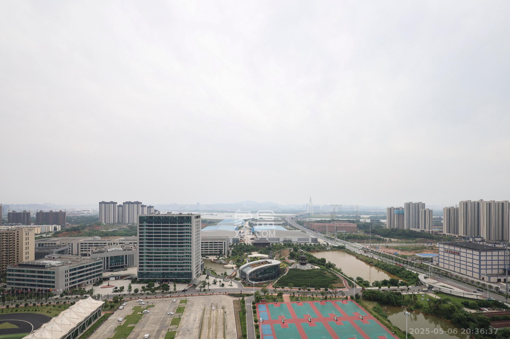 南璟滨江书苑  4室2厅2卫    62.0万 南璟滨江书苑  4室2厅2卫    62.0万其他