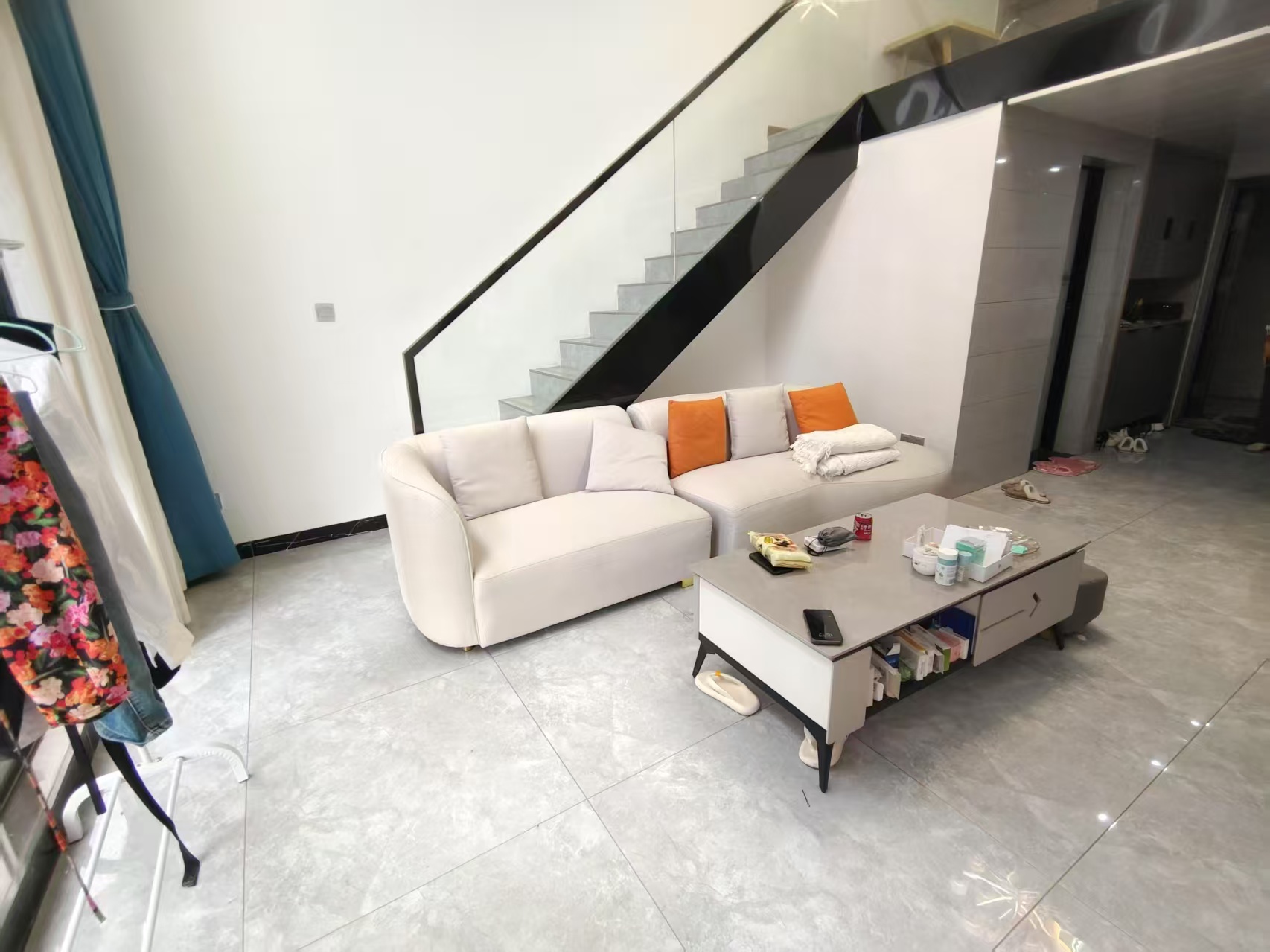 领御一方中心 1室1厅1卫 1800.0元/月 领御一方中心 1室1厅1卫 1800.0元/月室内图