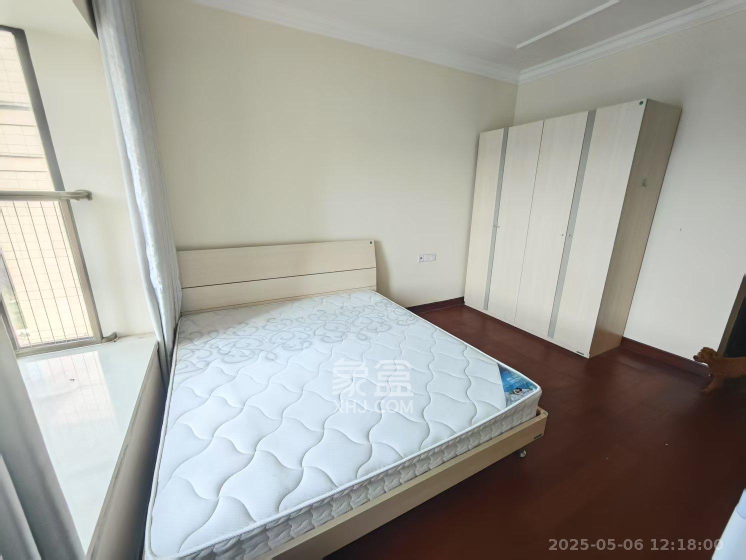 恒大御景天下城一期  3室2厅2卫    2400.0元/月 恒大御景天下城一期  3室2厅2卫    2400.0元/月室内图