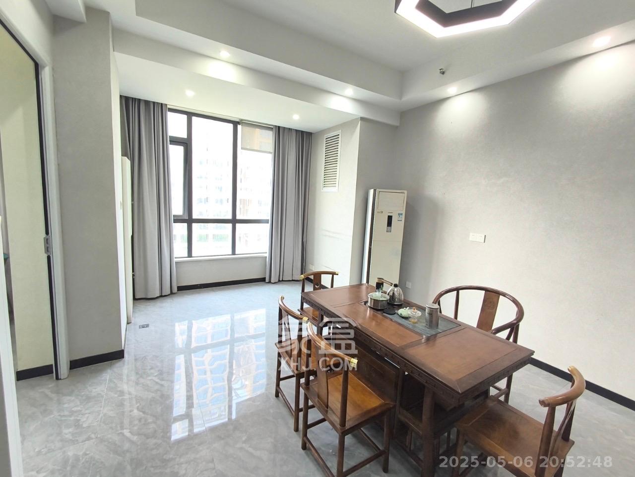 金鹰商业广场(金鹰商业大厦) 1室1厅1卫 3500.0元/月 金鹰商业广场(金鹰商业大厦) 1室1厅1卫 3500.0元/月室内图