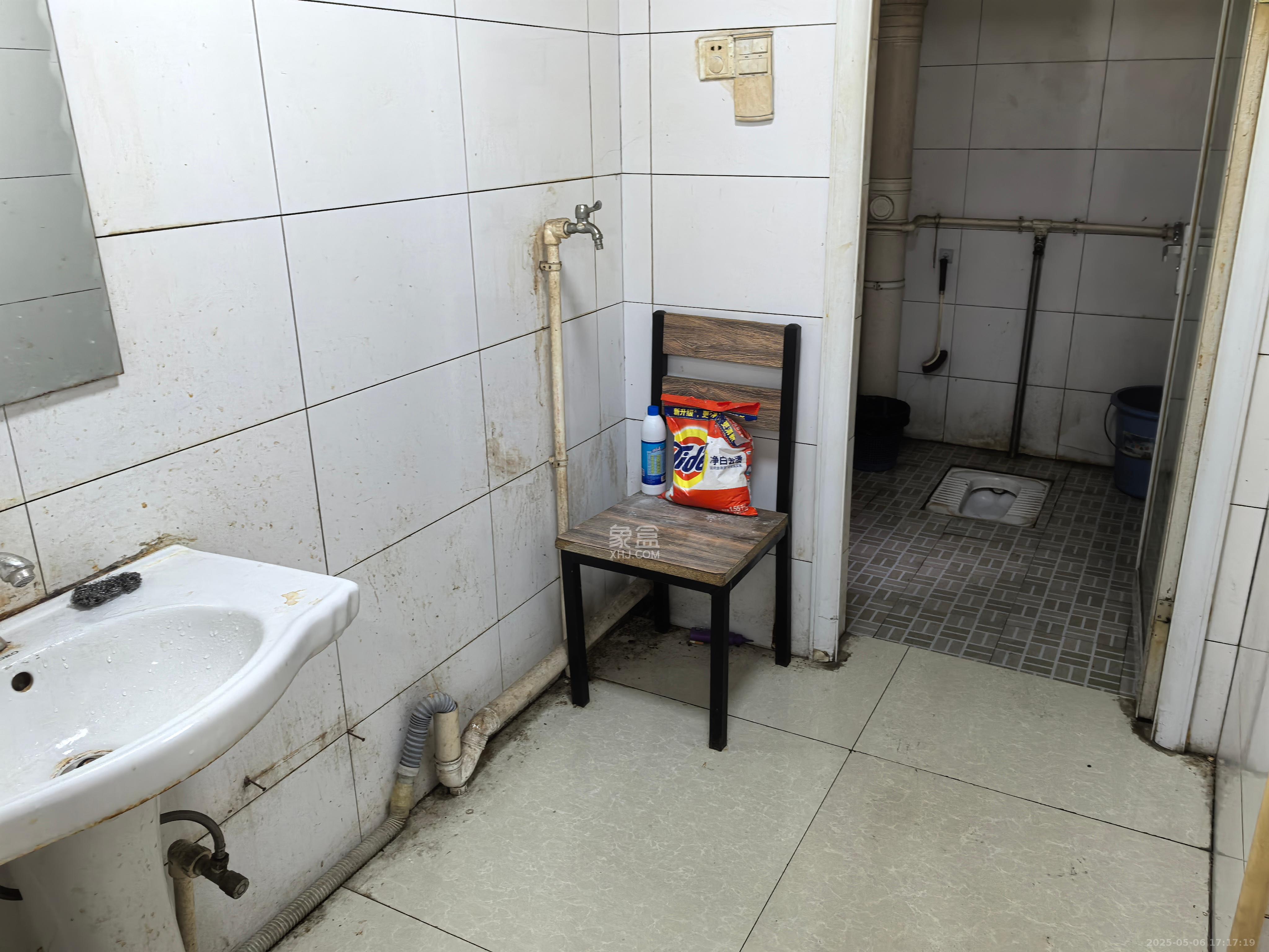 诚兴园 3室2厅1卫 3000.0元/月 诚兴园 3室2厅1卫 3000.0元/月室内图