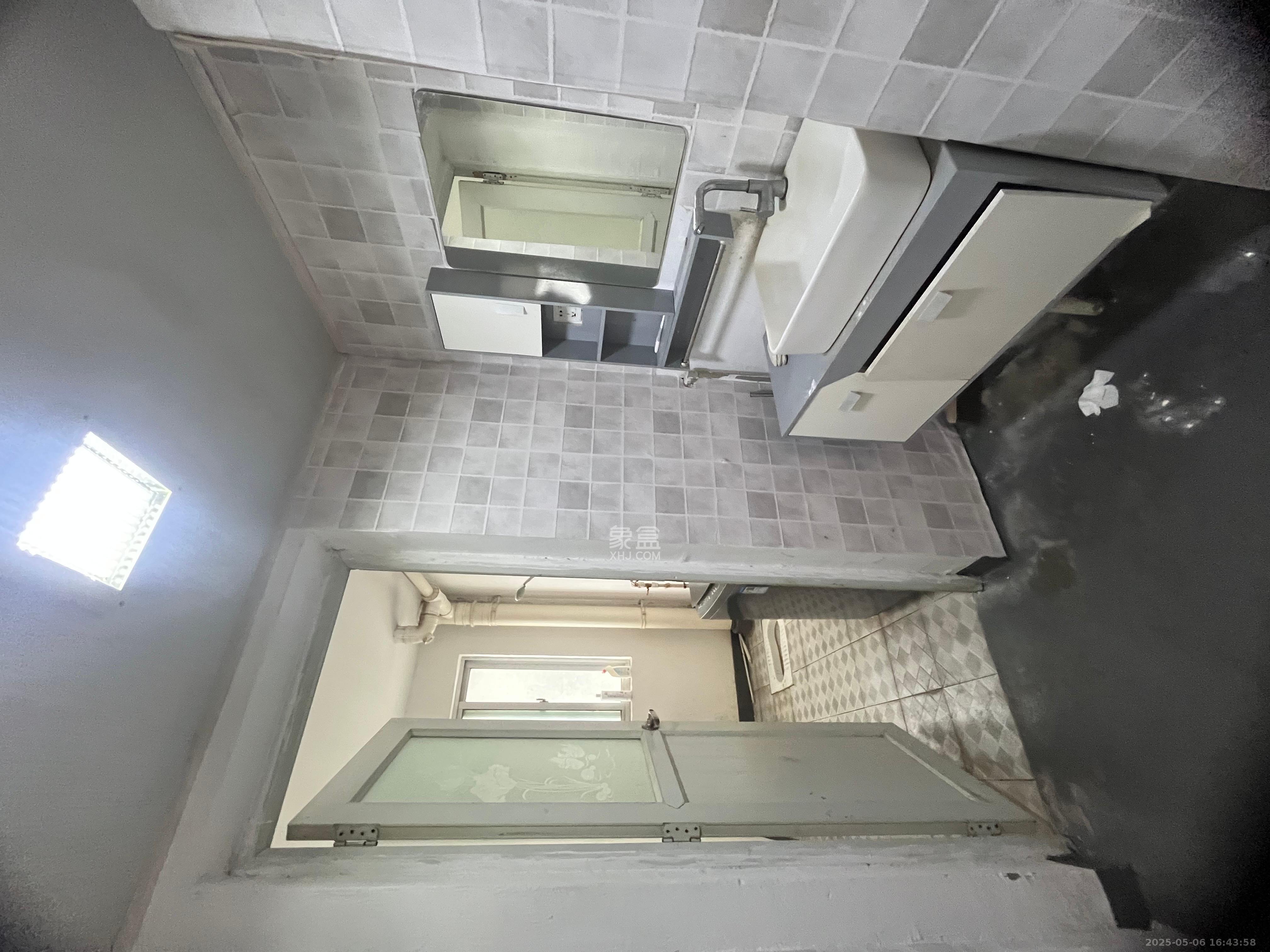 香樟景苑 4室2厅1卫 2800.0元/月 香樟景苑 4室2厅1卫 2800.0元/月室内图