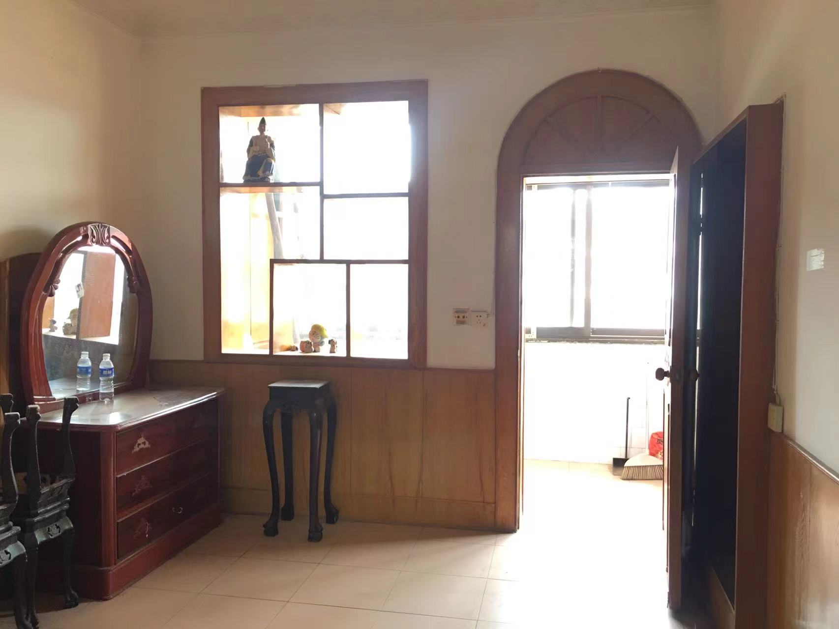 橡胶机家属区 3室2厅1卫 700.0元/月 橡胶机家属区 3室2厅1卫 700.0元/月户型图