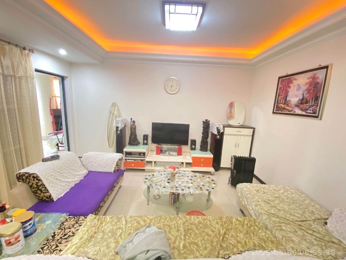 公园9号  3室2厅1卫    3600.0元/月 公园9号  3室2厅1卫    3600.0元/月室内图