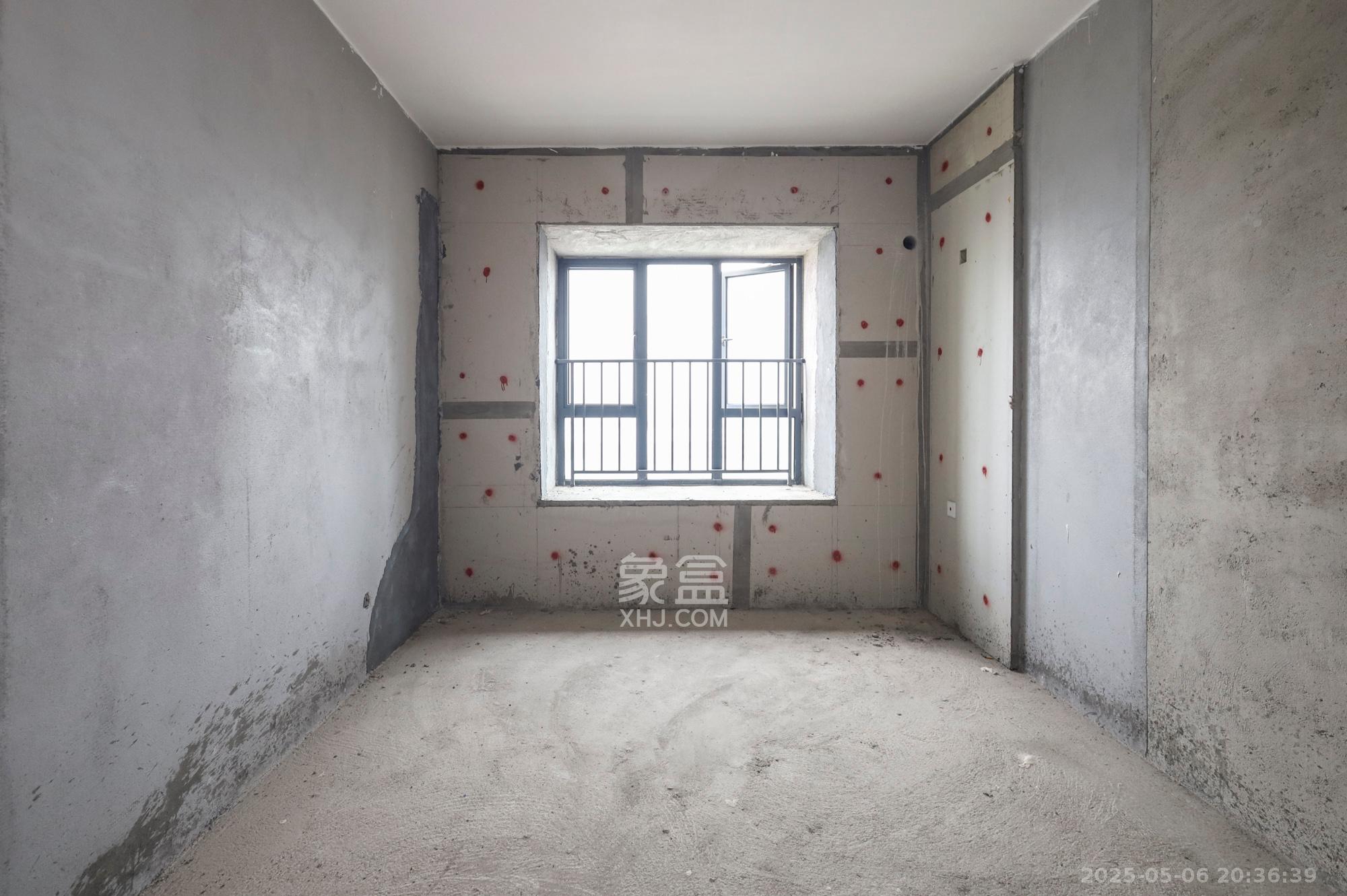 南璟滨江书苑  4室2厅2卫    62.0万 南璟滨江书苑  4室2厅2卫    62.0万卧室