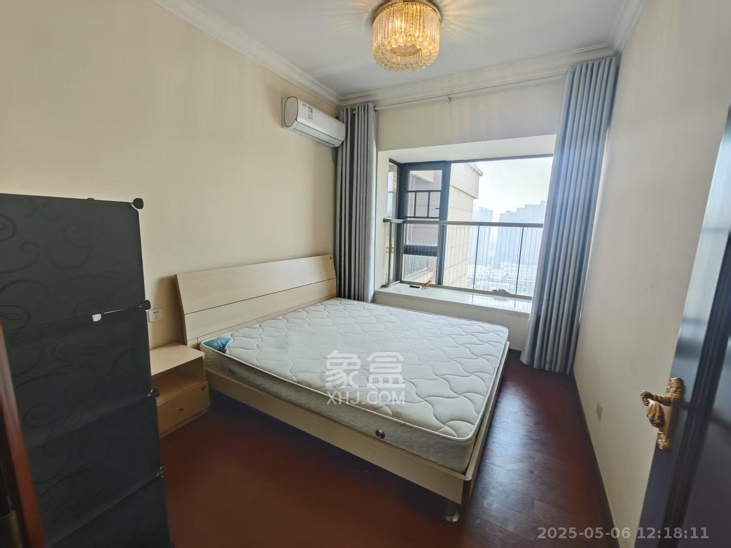 恒大御景天下城一期  3室2厅2卫    2400.0元/月 恒大御景天下城一期  3室2厅2卫    2400.0元/月室内图