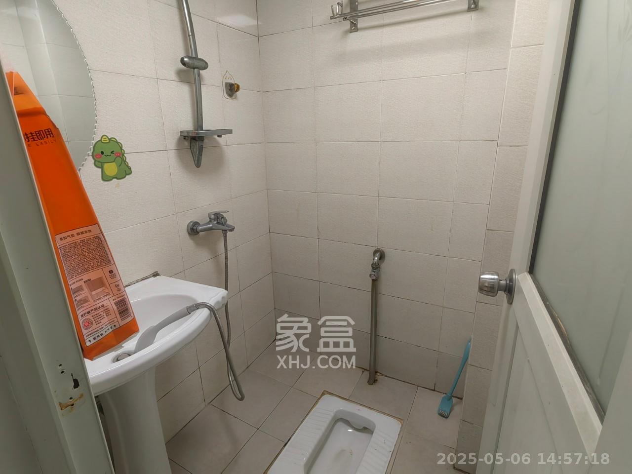 星典时代  1室1厅1卫   1500.00元/月室内图