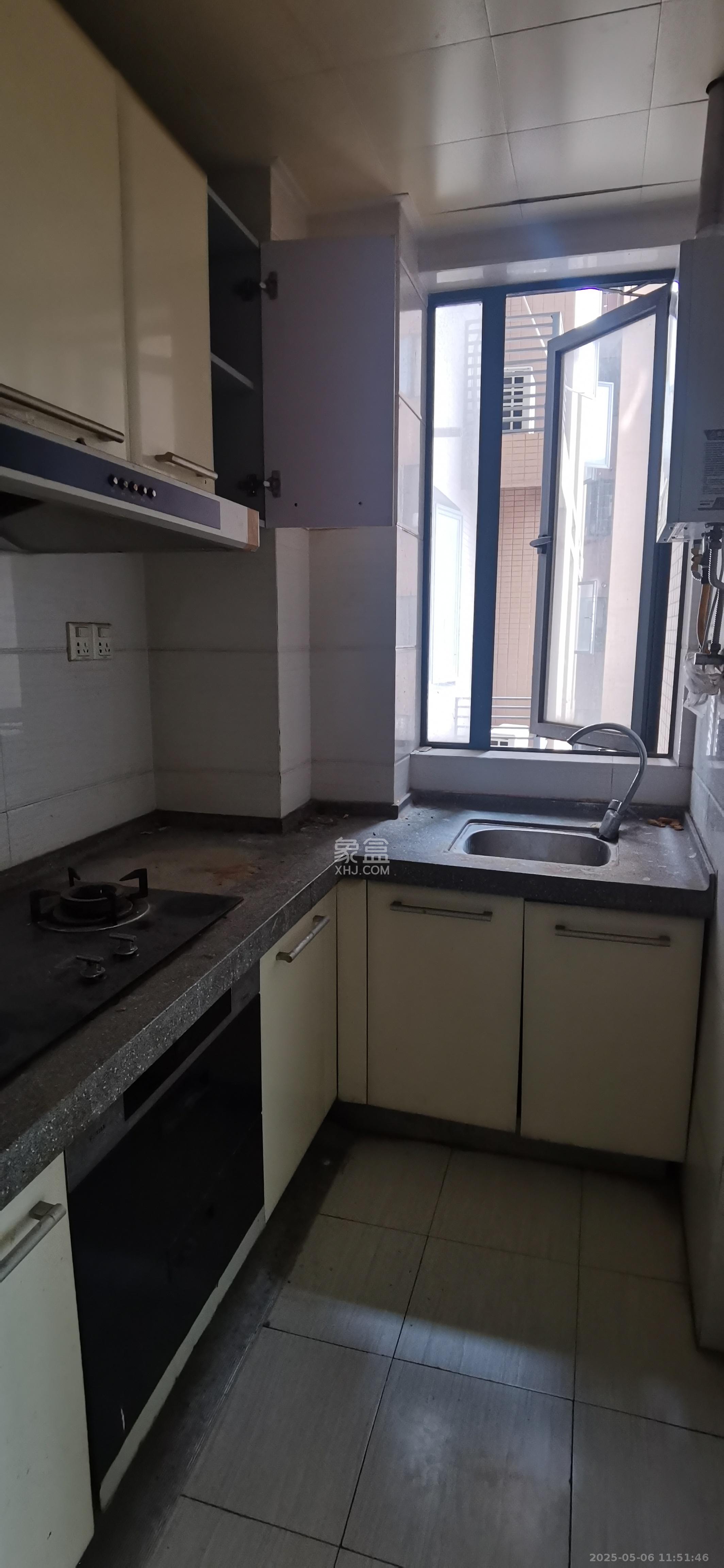 万博汇  2室2厅1卫    2600.0元/月 万博汇  2室2厅1卫    2600.0元/月室内图