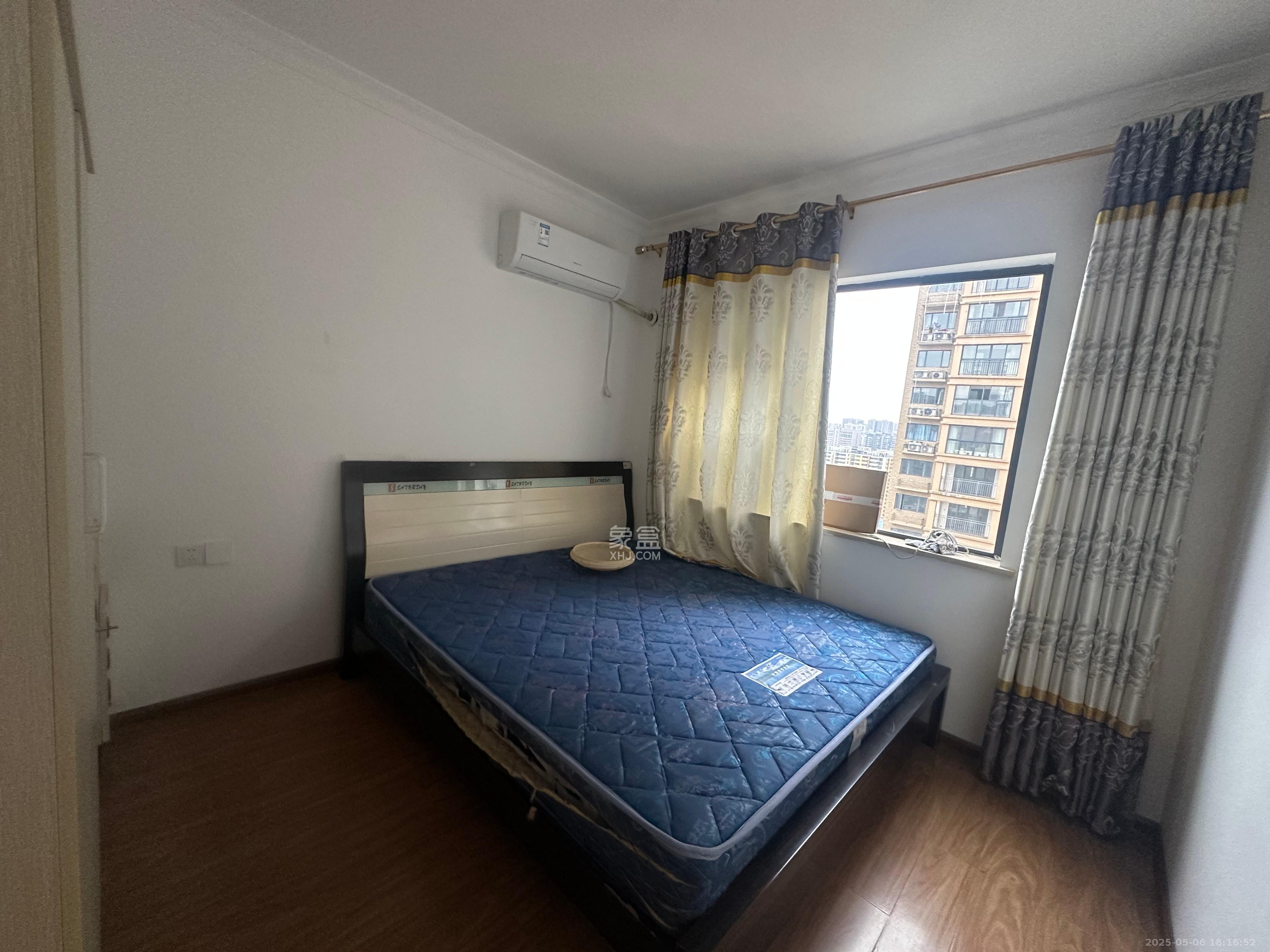 兴隆景苑  3室2厅2卫   2700.00元/月室内图