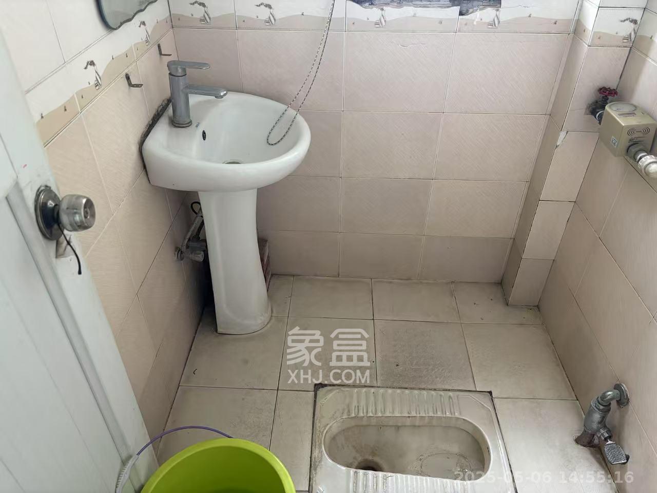 新楚天扶华庭 3室2厅2卫 3000.0元/月 新楚天扶华庭 3室2厅2卫 3000.0元/月室内图