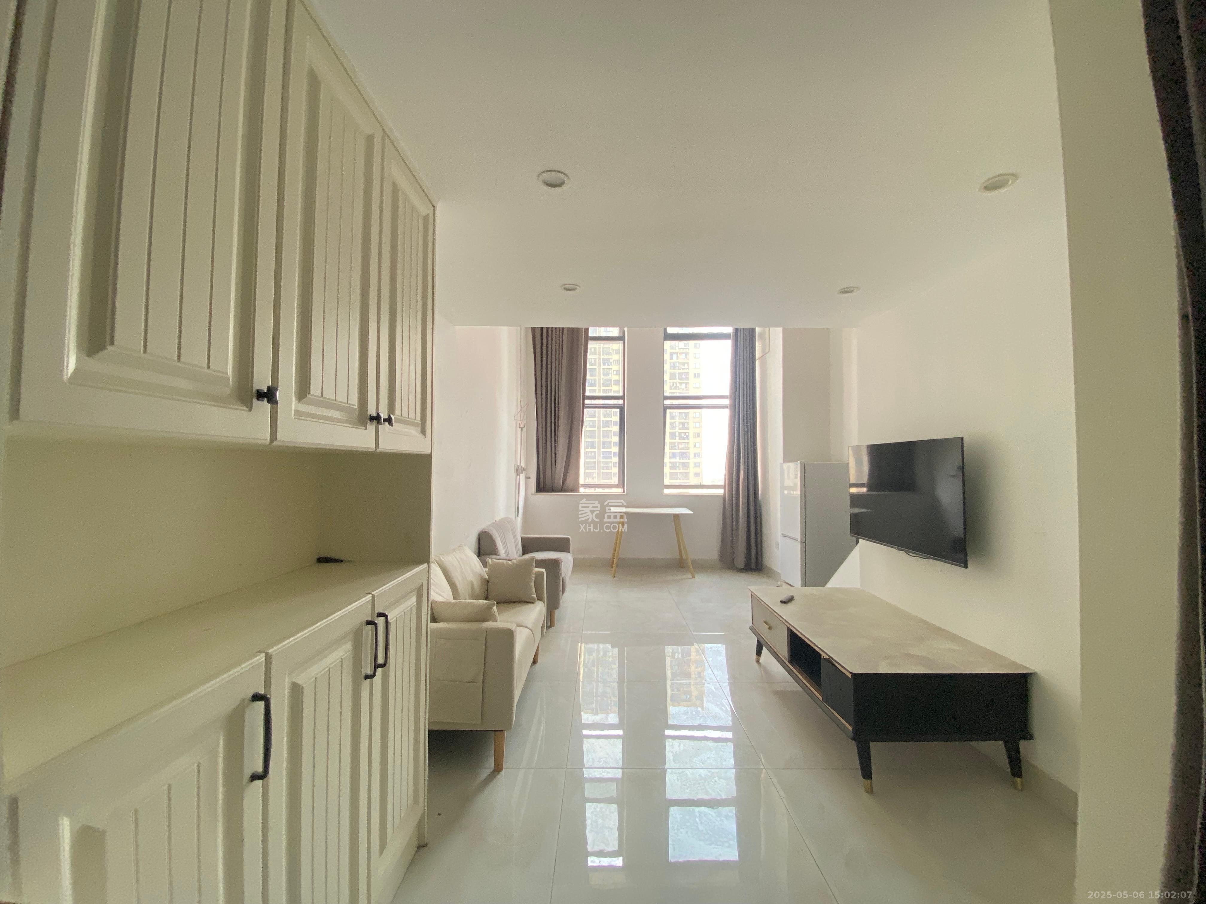 华润置地广场二期 1室1厅1卫 1800.0元/月 华润置地广场二期 1室1厅1卫 1800.0元/月室内图