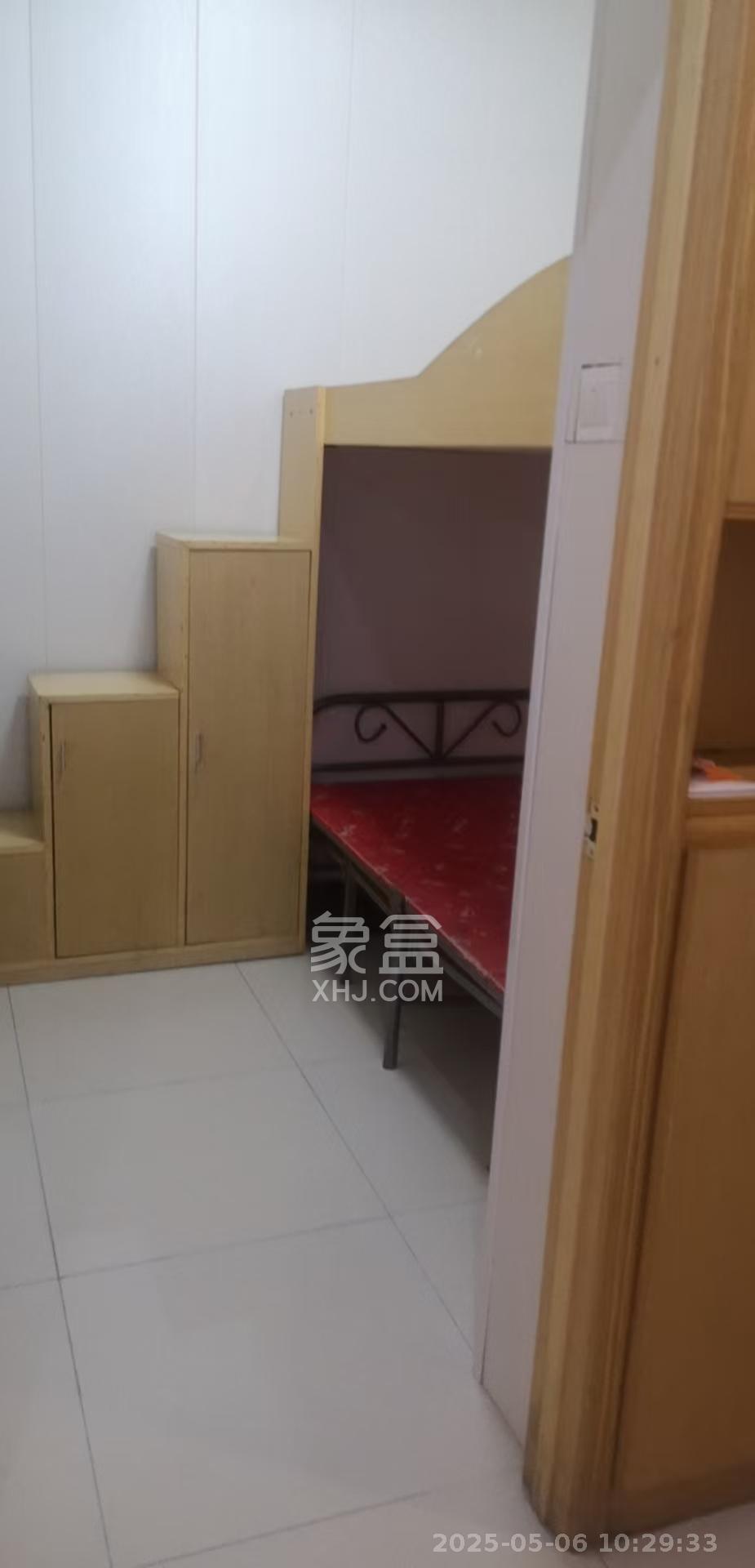 摩天一号  1室1厅1卫   2000.00元/月室内图