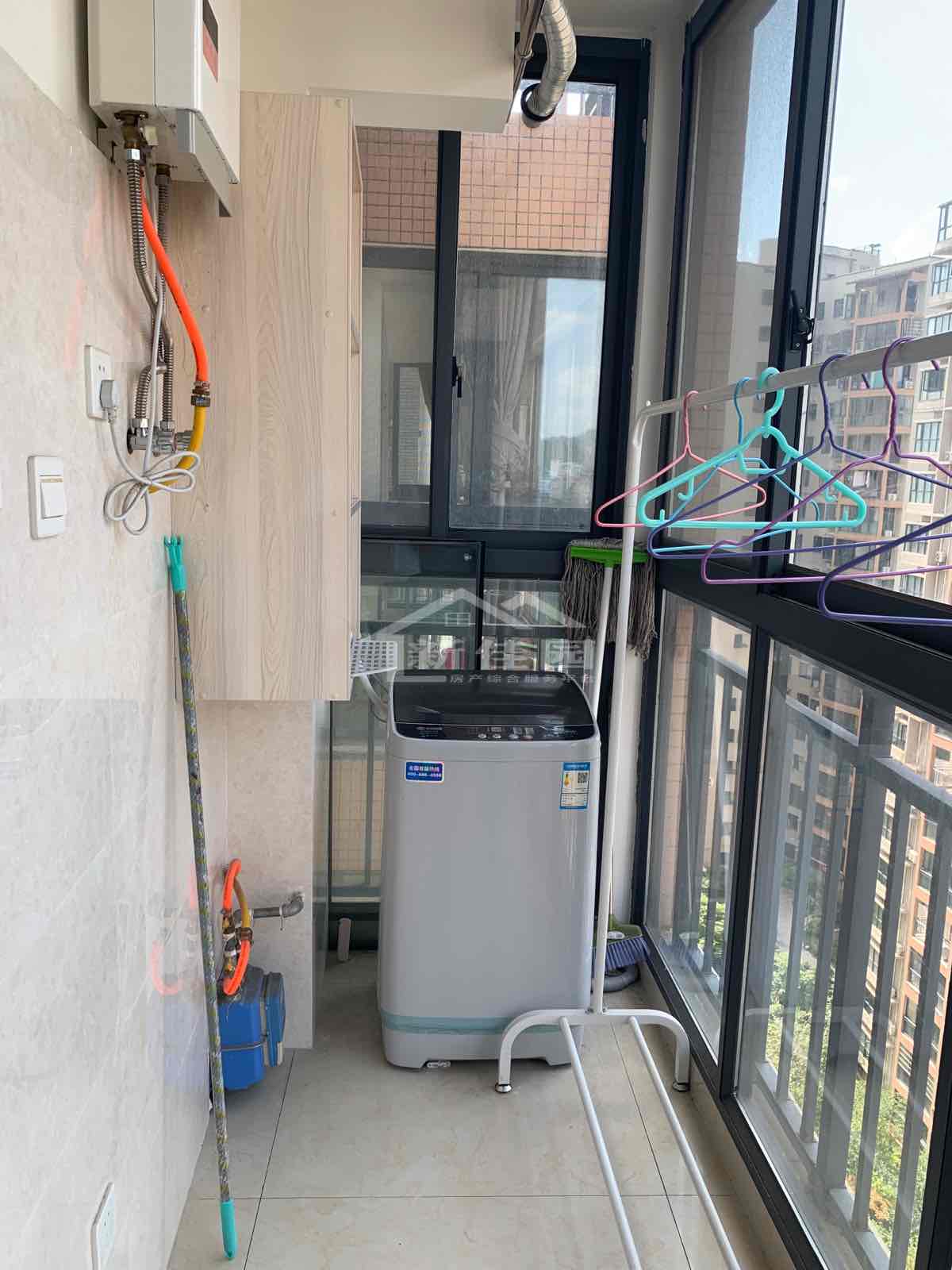 高盛澧园一二期 2室1厅1卫 1300.0元/月 高盛澧园一二期 2室1厅1卫 1300.0元/月室内图