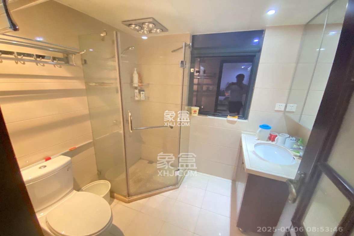 公园9号  3室2厅1卫    3600.0元/月 公园9号  3室2厅1卫    3600.0元/月室内图