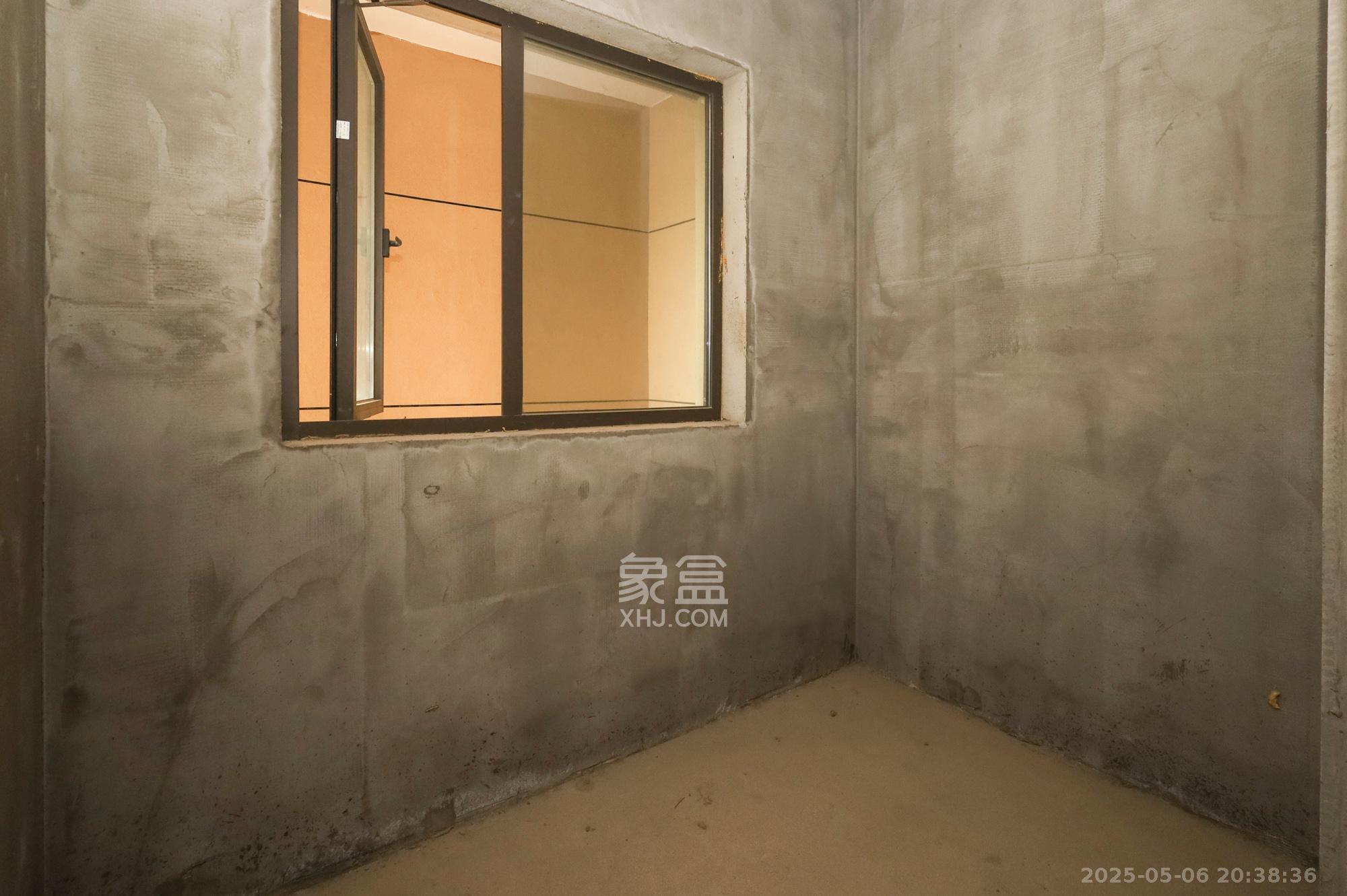 帝辰金缇水郡 3室2厅1卫 55.0万 帝辰金缇水郡 3室2厅1卫 55.0万卧室