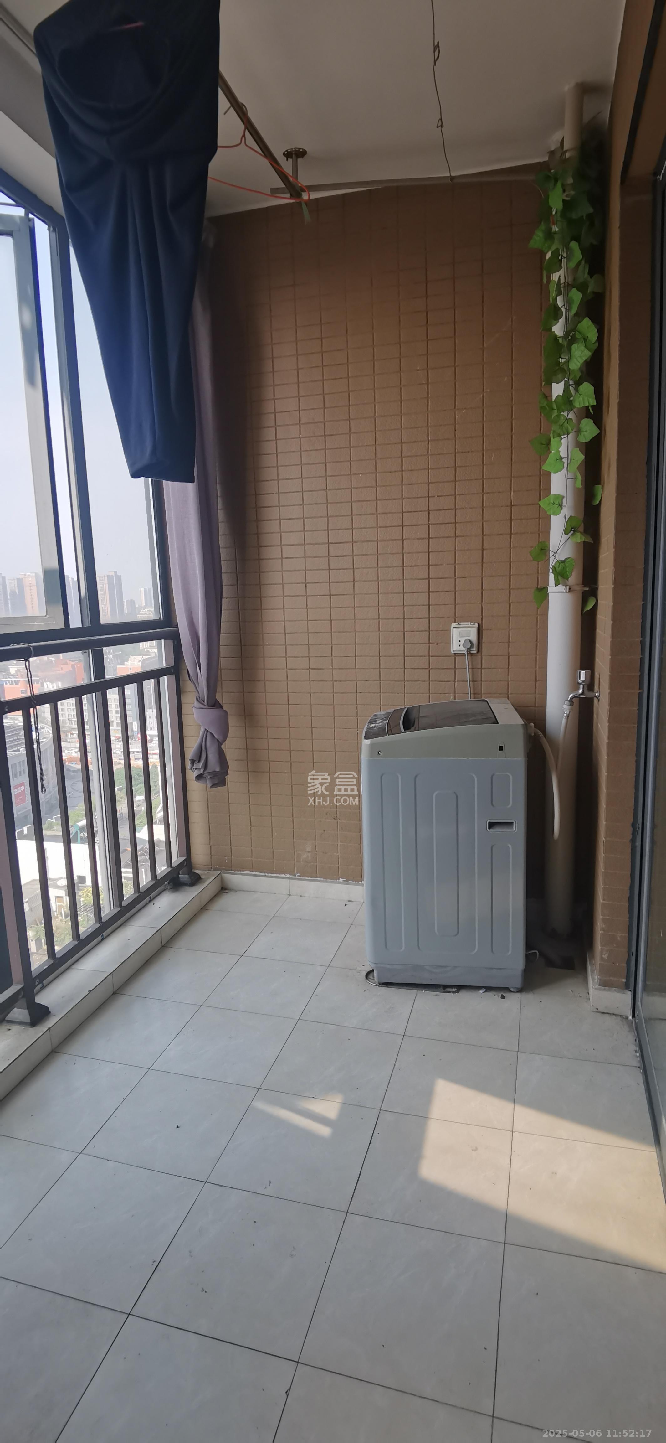 万博汇  2室2厅1卫    2600.0元/月 万博汇  2室2厅1卫    2600.0元/月室内图