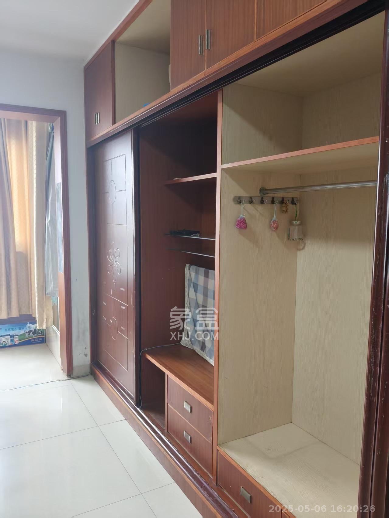 世景华庭  1室1厅1卫   1200.00元/月室内图