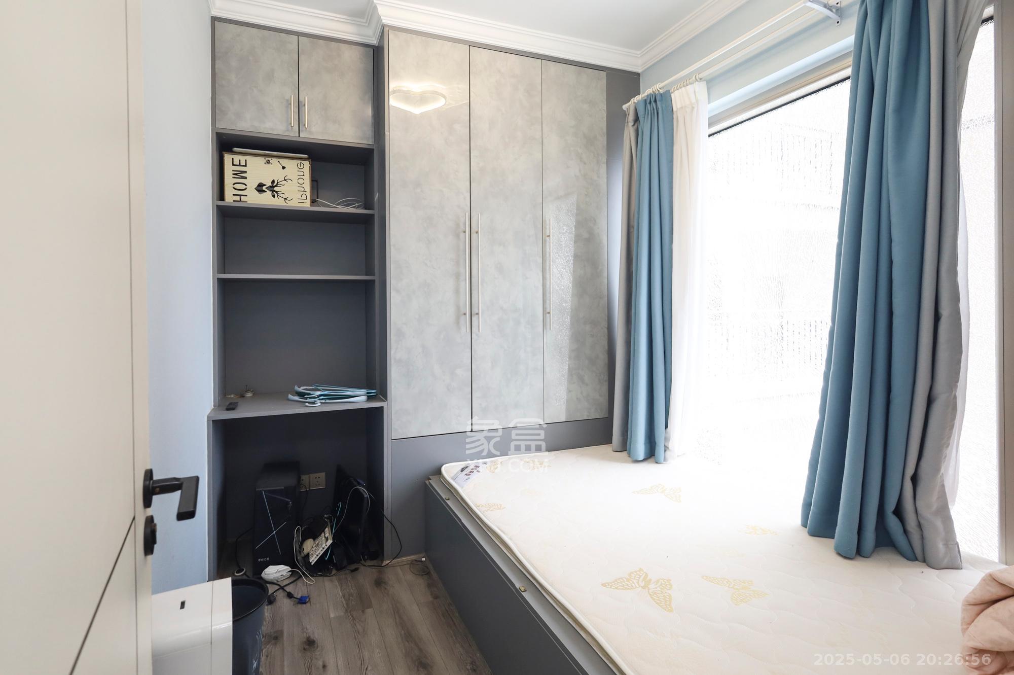 学府星城 3室2厅2卫 56.8万 学府星城 3室2厅2卫 56.8万卧室