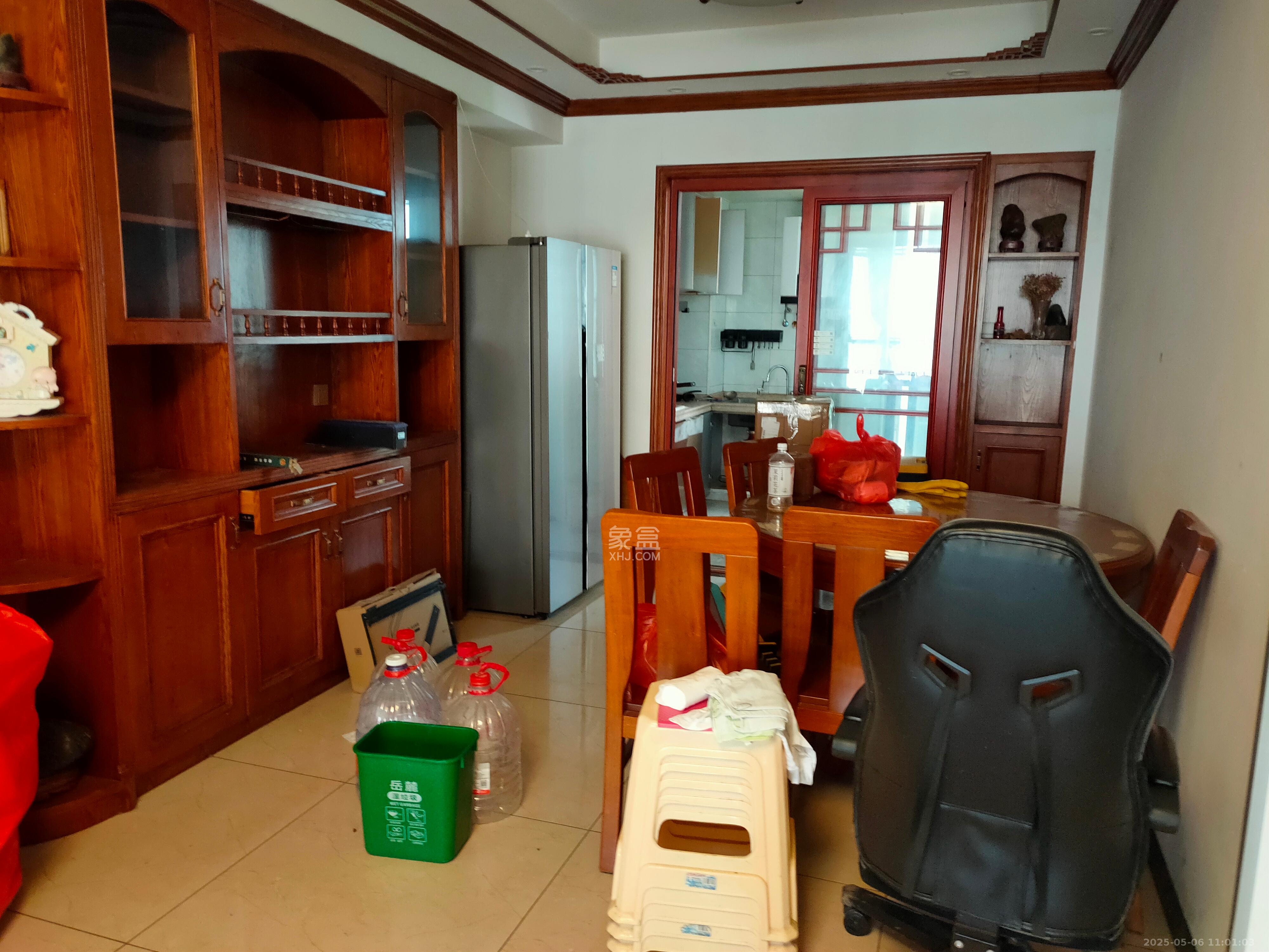 嘉顺苑 4室2厅2卫 3000.0元/月 嘉顺苑 4室2厅2卫 3000.0元/月室内图