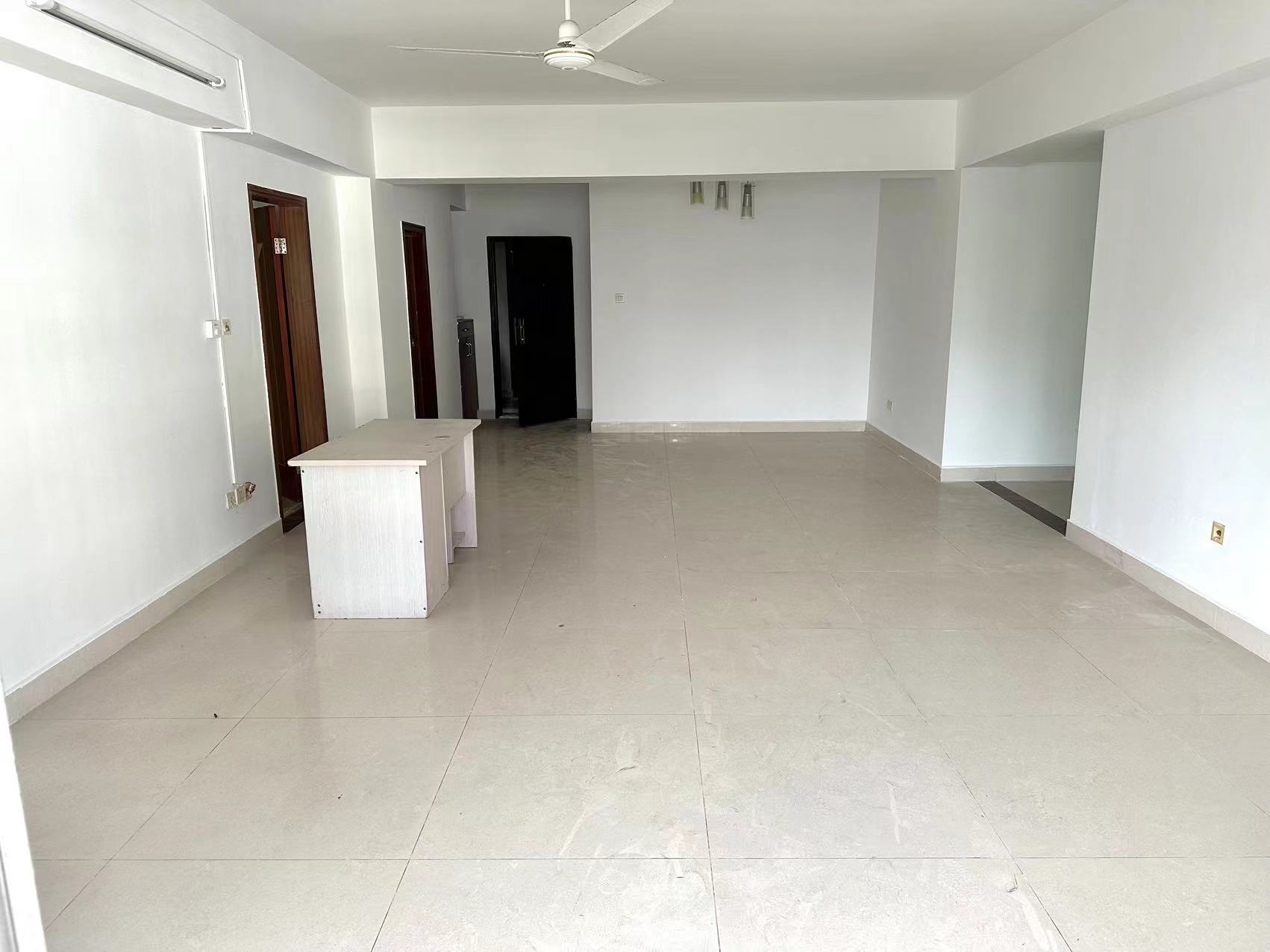 宏昌楼 3室2厅2卫 3000.0元/月 宏昌楼 3室2厅2卫 3000.0元/月室内图